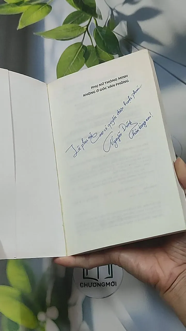 Phụ nữ thông minh không ở góc văn phòng - Lois P. Frankel    688552