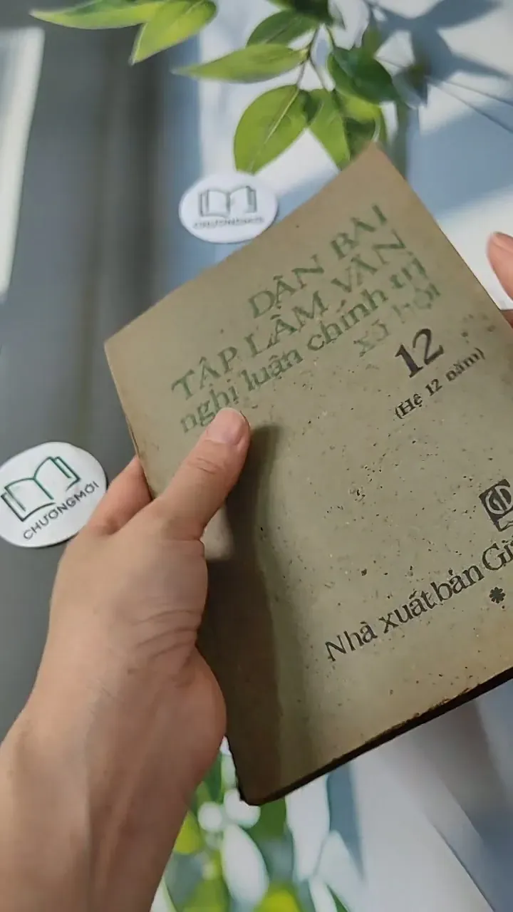 Dàn bài tập làm văn nghị luận chính trị xã hội 12 - Đỗ Quang Lưu 713805