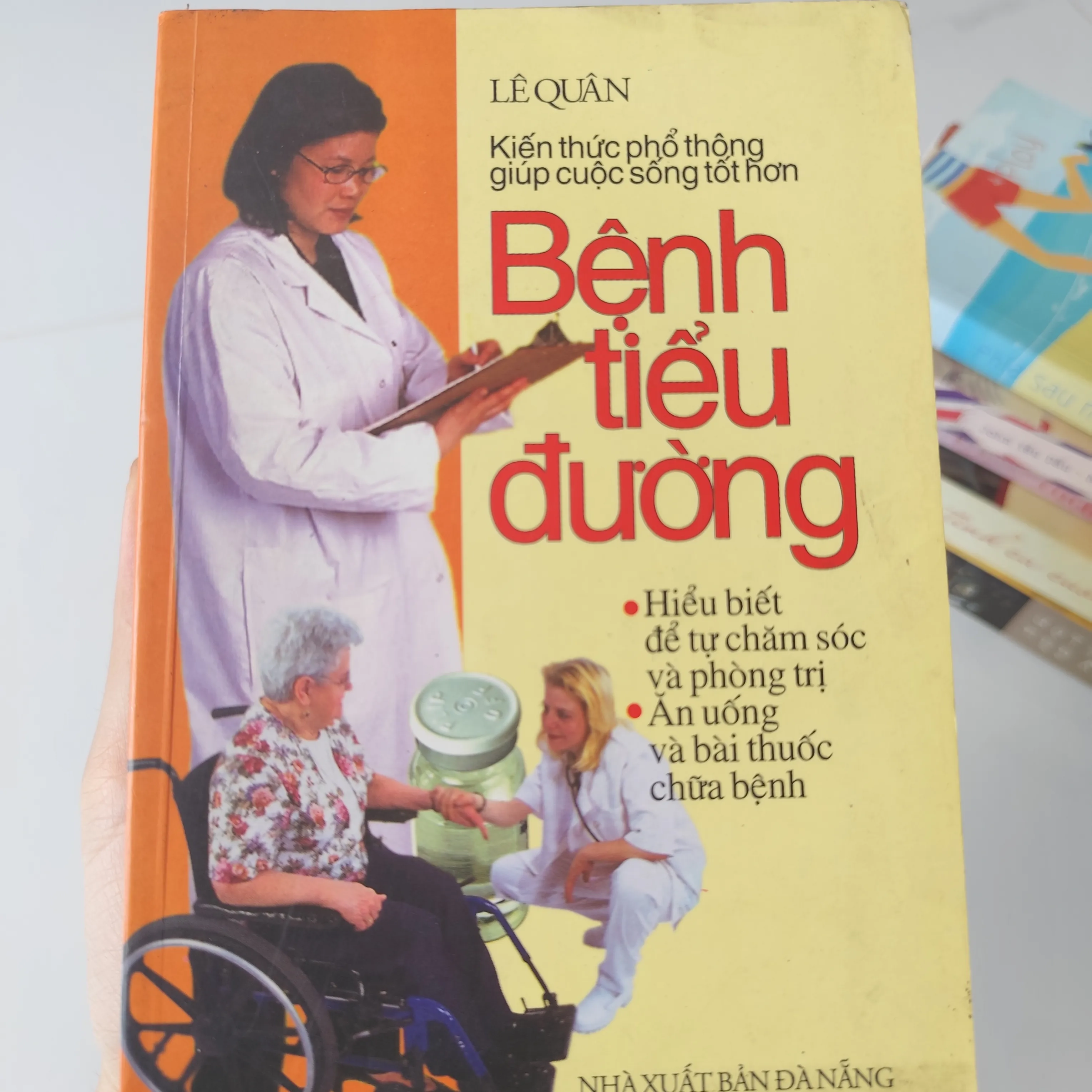 Bệnh tiểu đường - Kiến thức phổ thông giúp cuộc sống tốt hơn by  - Sách Book Cover - Ngọc Hiển Books