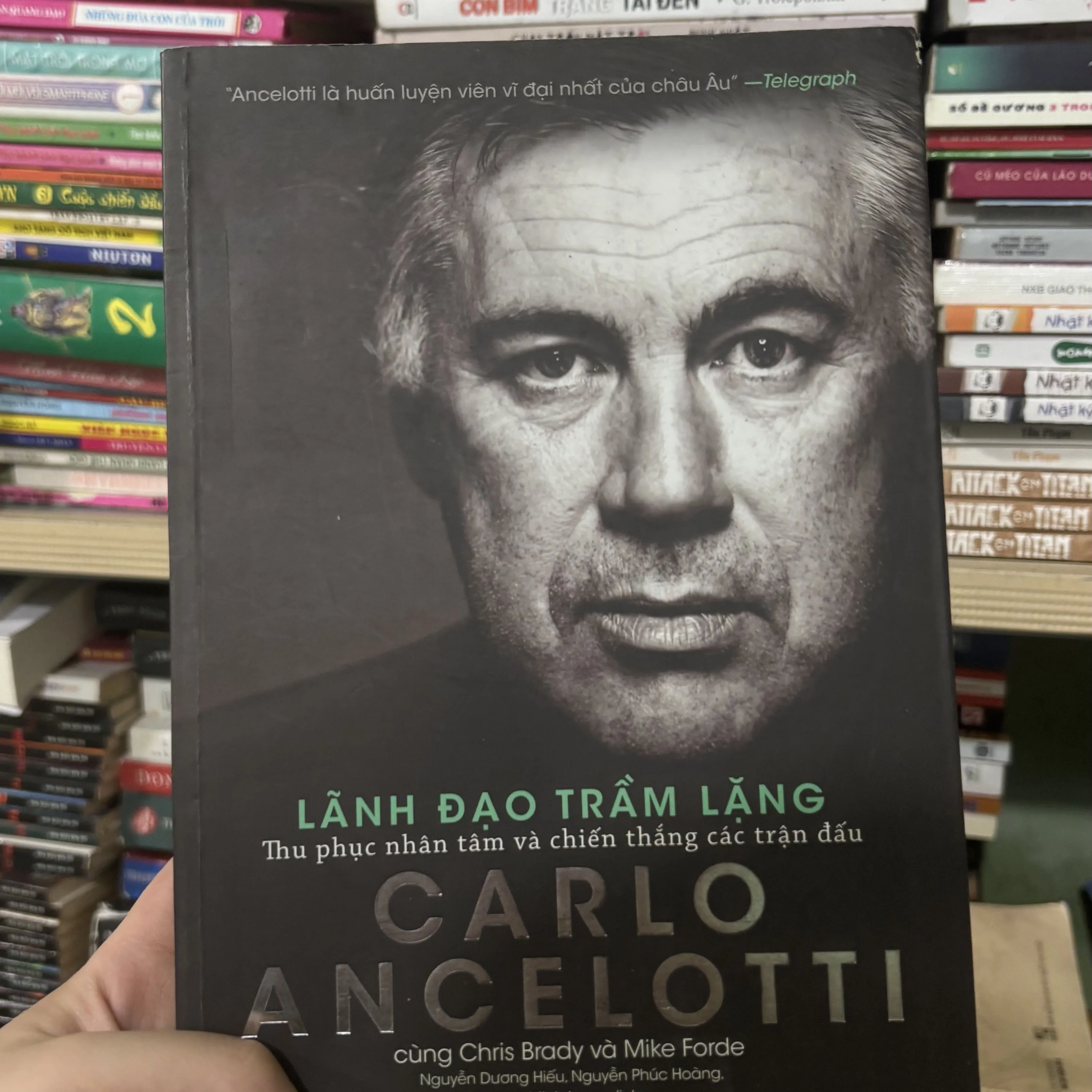 Lãnh đạo thầm lặng - Carlo Ancelotti 🌊 by  - Sách Book Cover - Ngọc Hiển Books