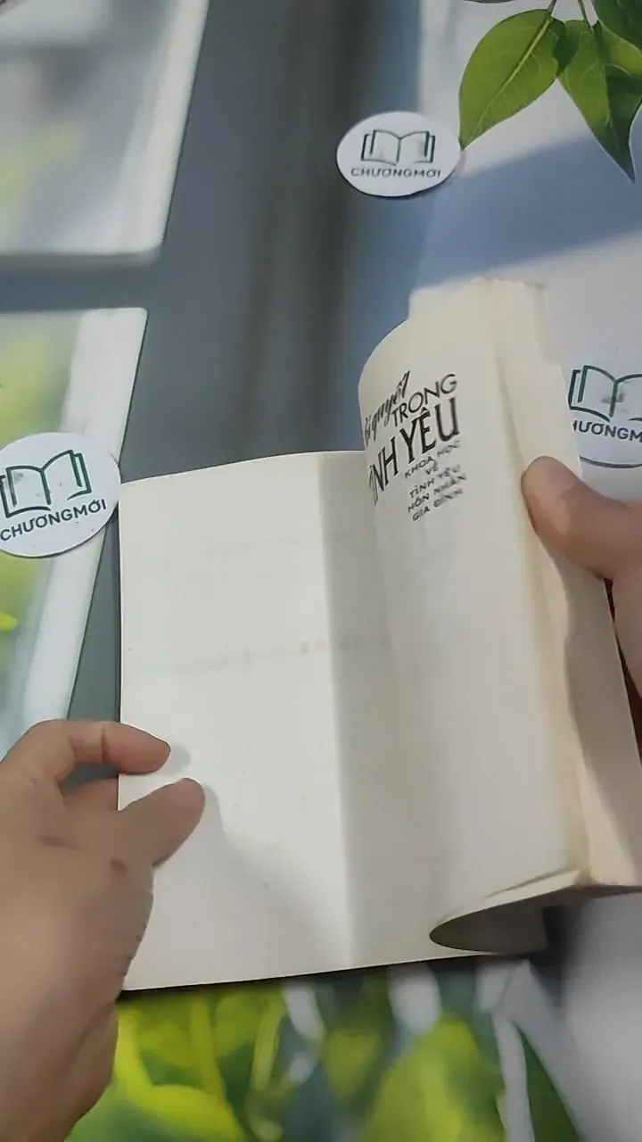 Bí Quyết Trong Tình Yêu (Khoa Học Về Tình Yêu - Hôn Nhân - Gia Đình) - Dạ Thảo 727361