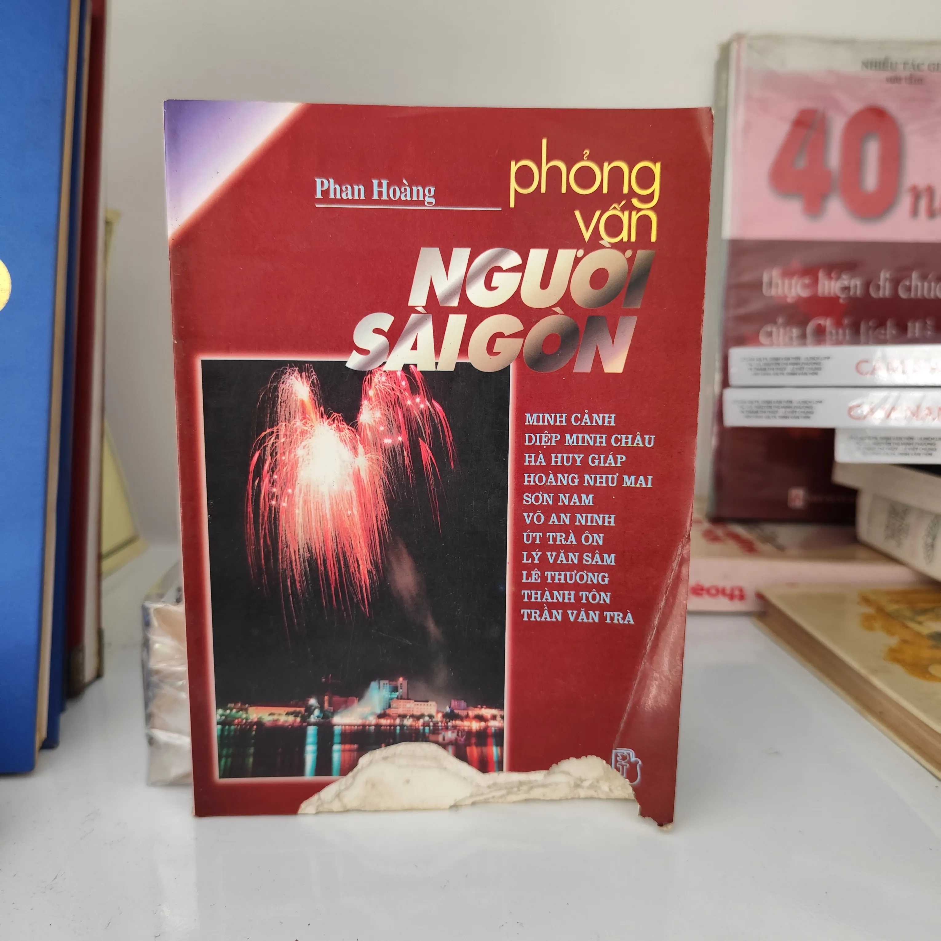 Phỏng vấn người Sài Gòn by  - Sách Book Cover - Ngọc Hiển Books