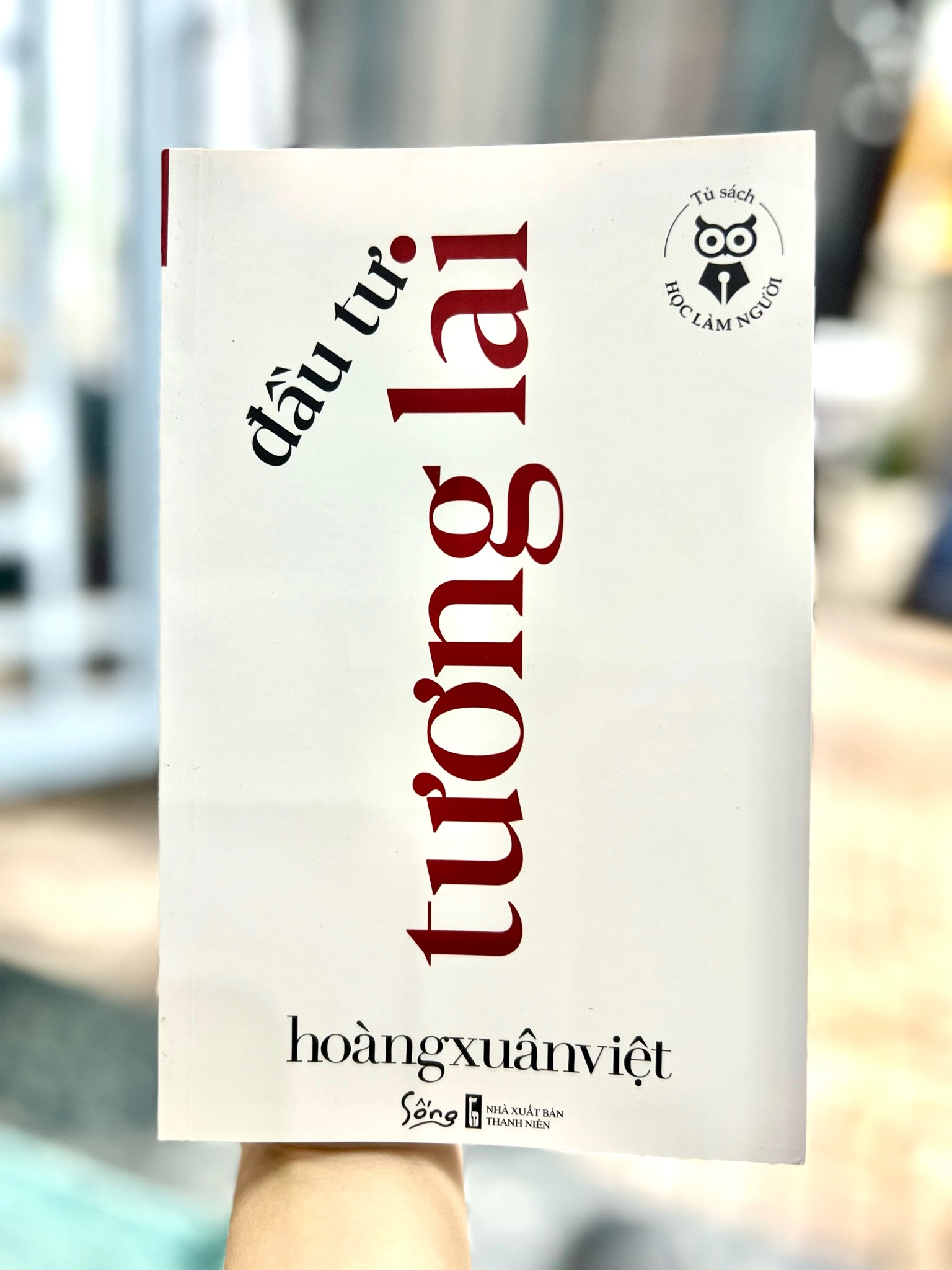 Đầu tư cho tương lai by  - Sách Book Cover - Ngọc Hiển Books