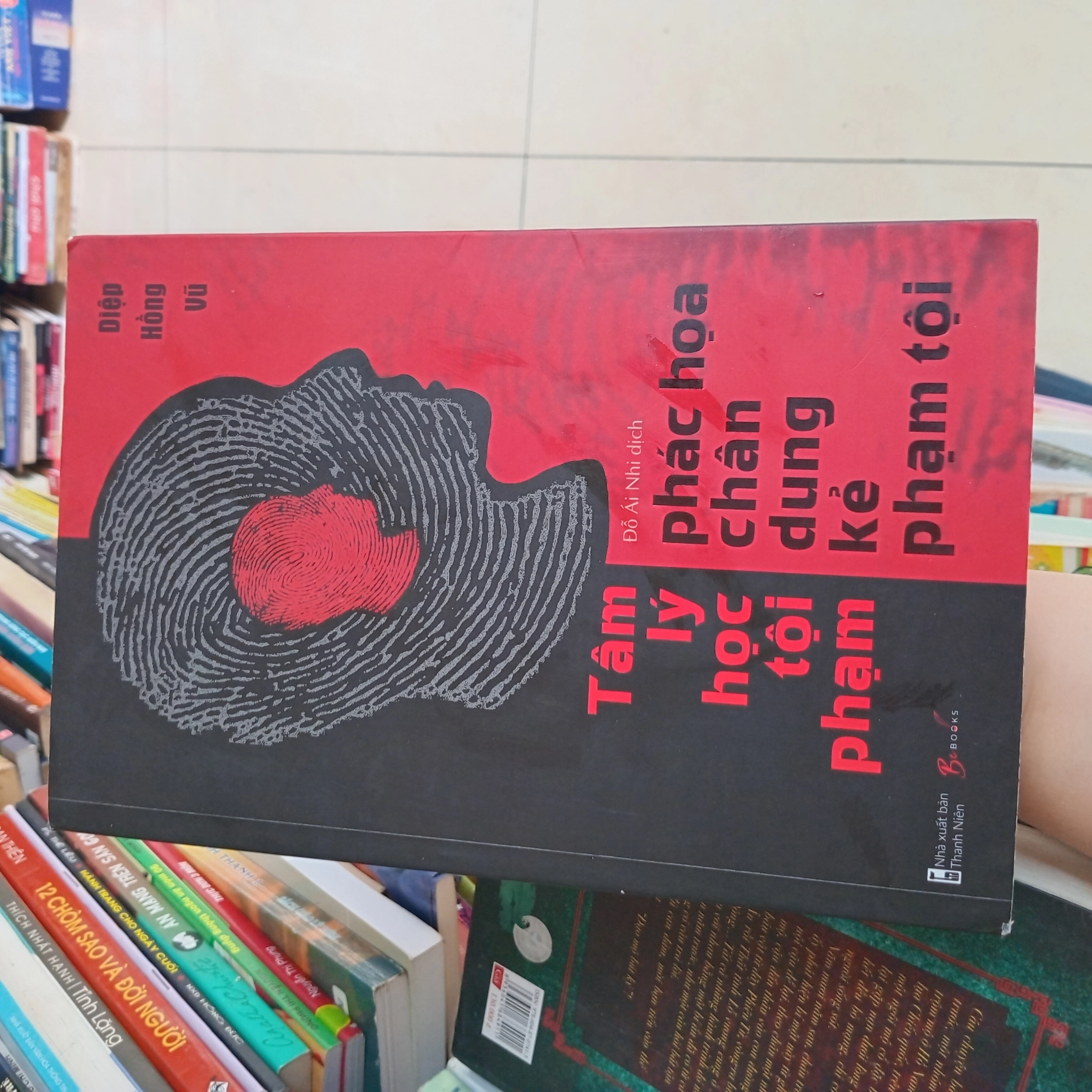 Tâm lý học tội phạm 📚 by Stanton E. Samenow - Sách Book Cover - Ngọc Hiển Books