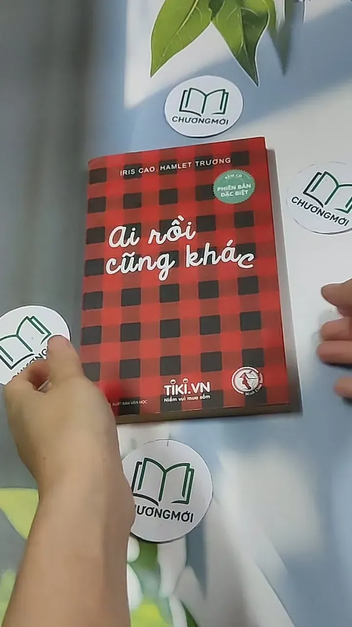 Ai rồi cũng khác - Iris Cao, Hamlet Trương 698563