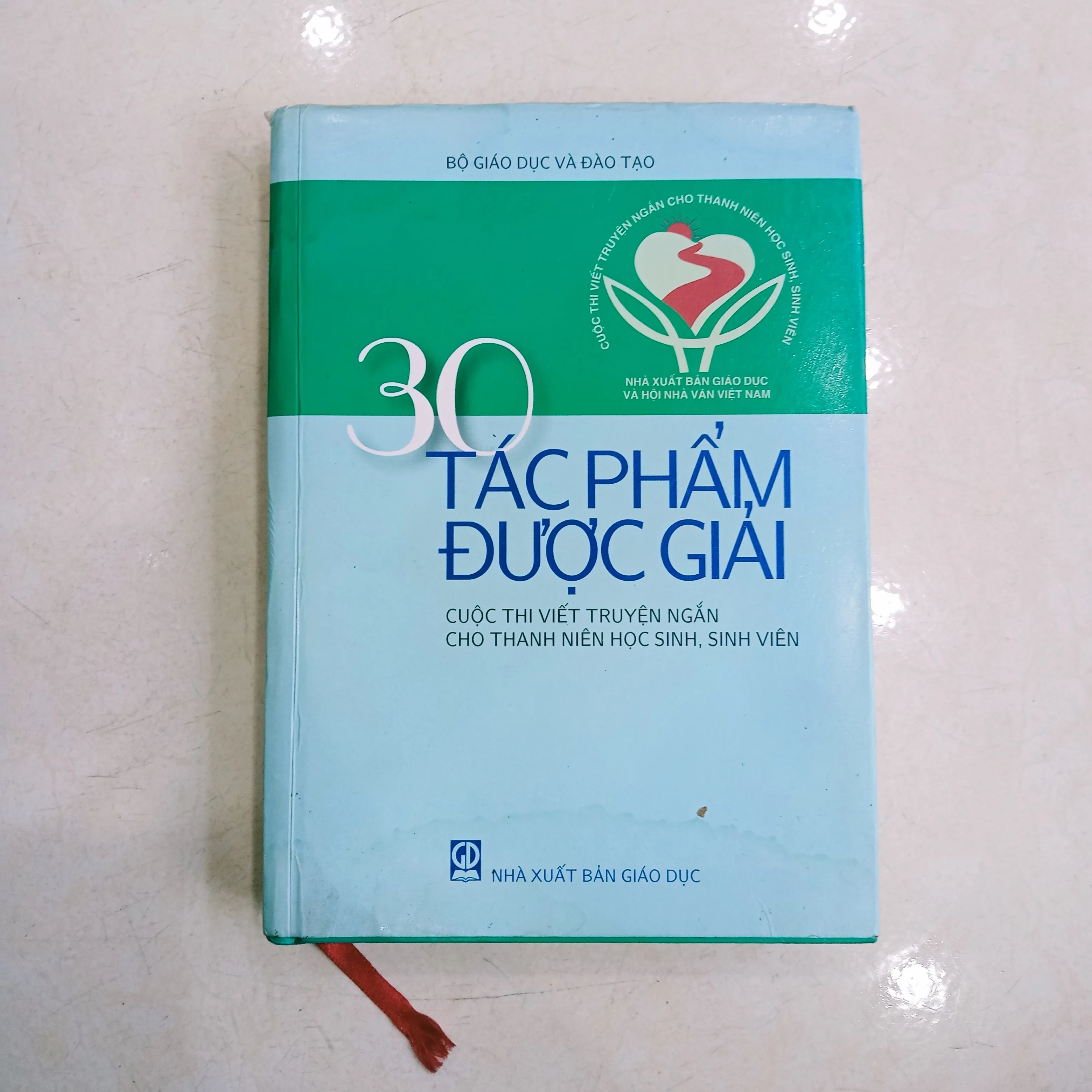30 tác phẩm được giải