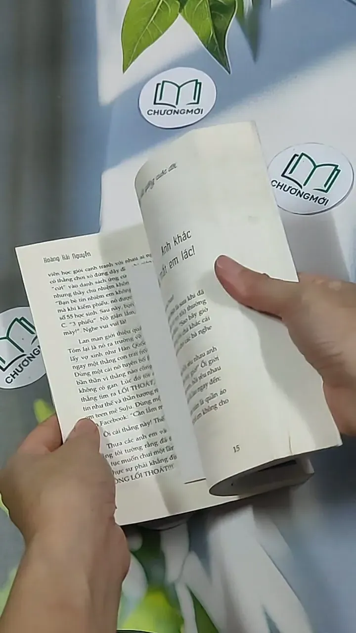 Cuộc sống rất giống cuộc đời 698587