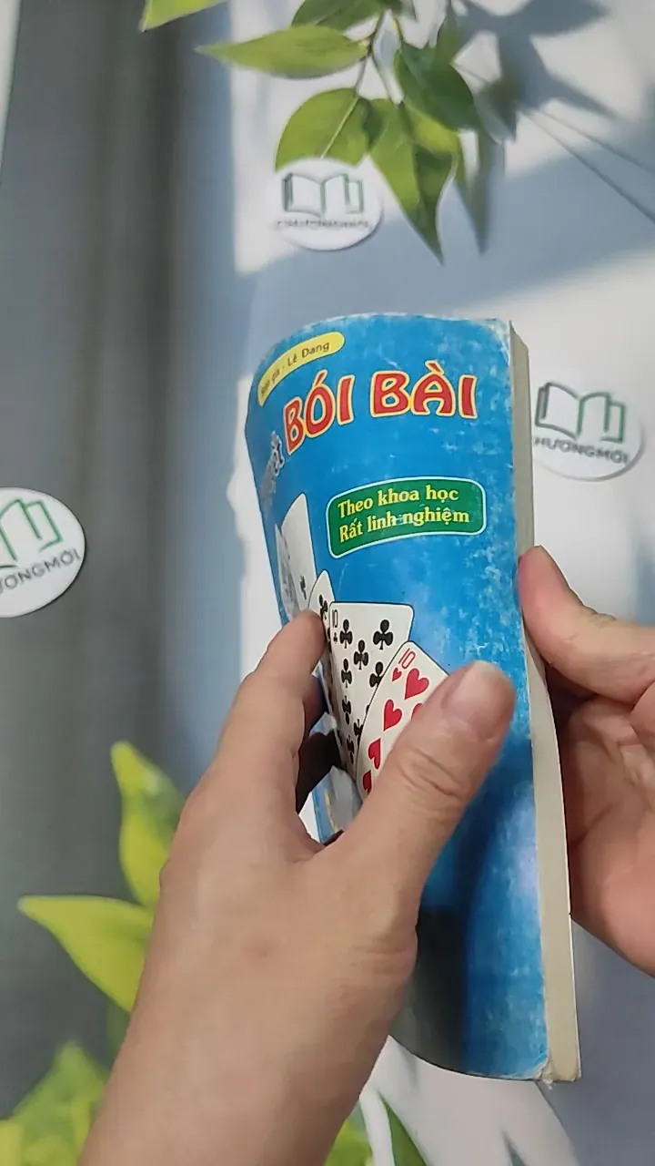 Bí Quyết Bói Bài - Lê Đang 775996