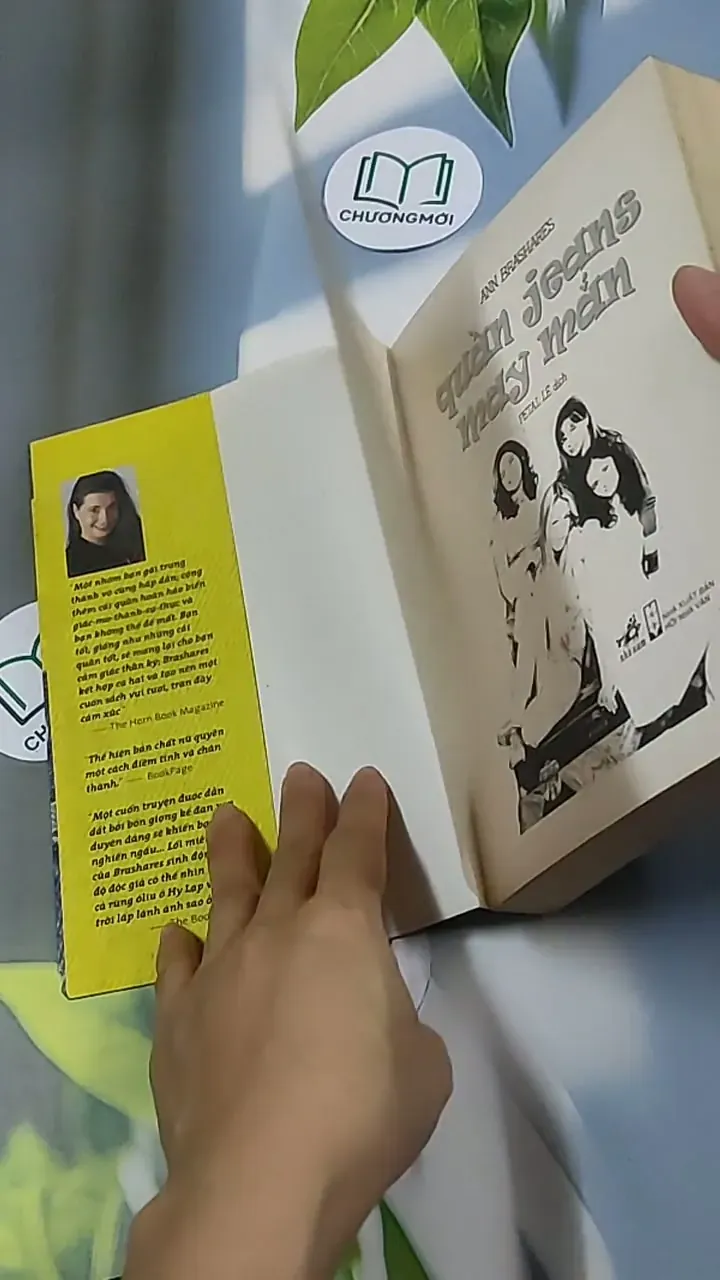 Quần jean may mắn - Ann Brashares 698570