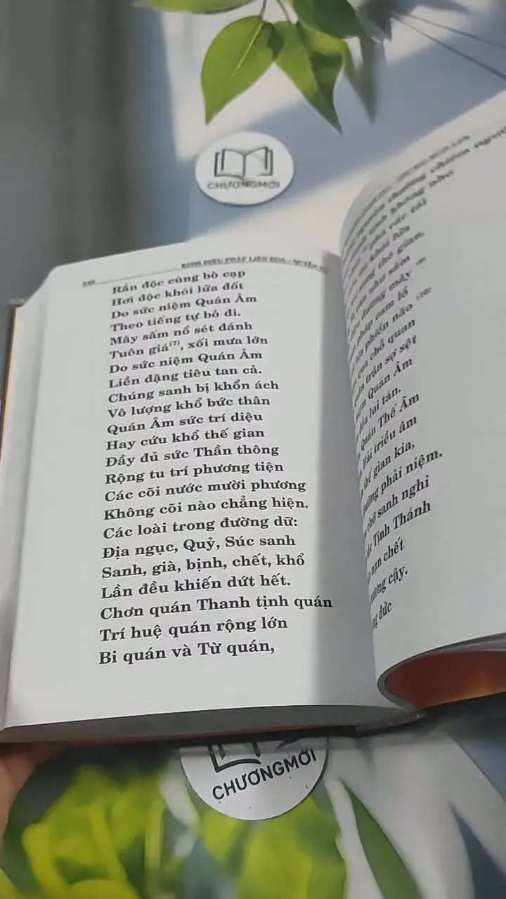 Kinh Diệu Pháp Liên Hoa 715616