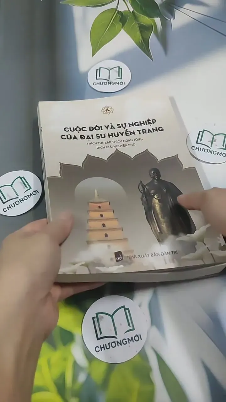 [MIỄN PHÍ BỌC SÁCH] Cuộc Đời Và Sự Nghiệp Của Đại Sư Huyền Trang (Có Chữ Ký Đại Đức Thích 715614