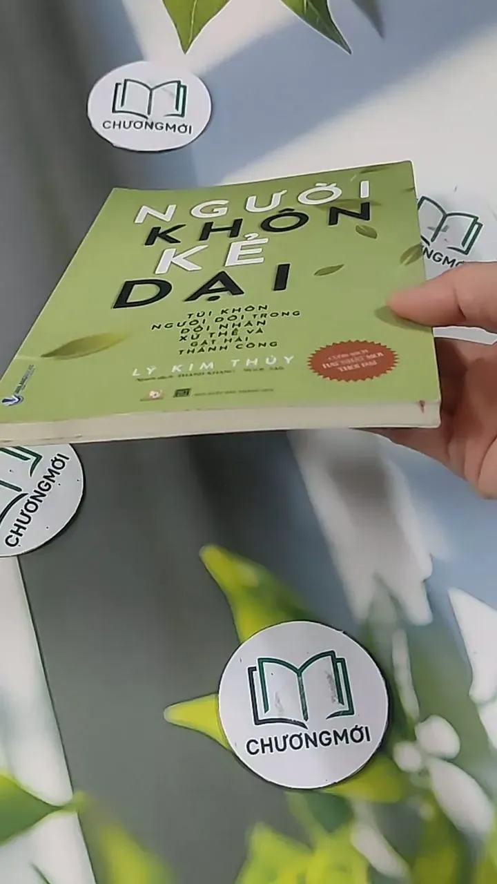 Người Khôn Kẻ Dại - Lý Kim Thúy 705623