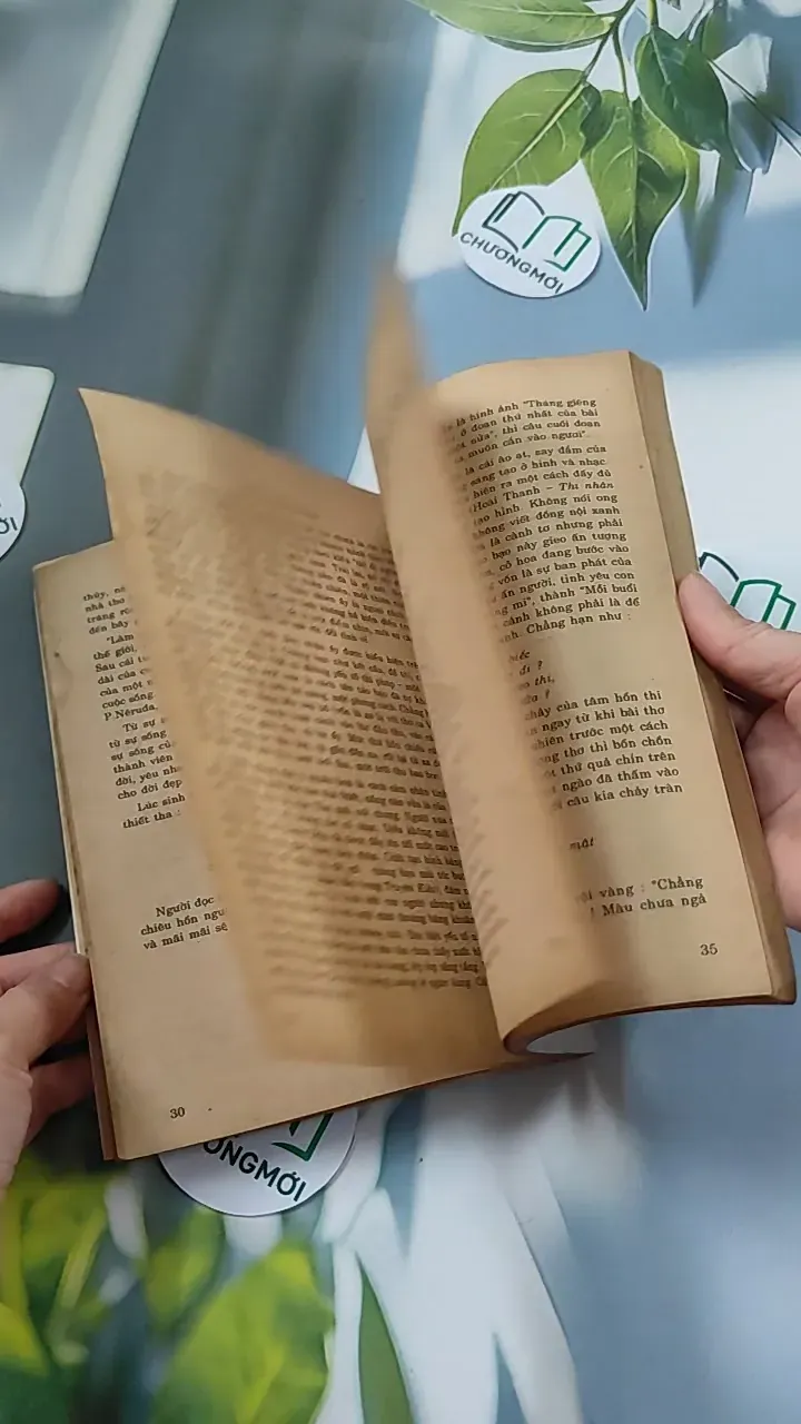 [XƯA] Xuân Diệu - Nhà Văn Và Tác Phẩm Trong Trường Phổ Thông (1998) - Lê Bảo 776094