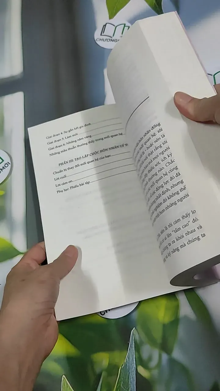 6 Ông Chồng Của Vợ Tôi - Steven Craig 787153