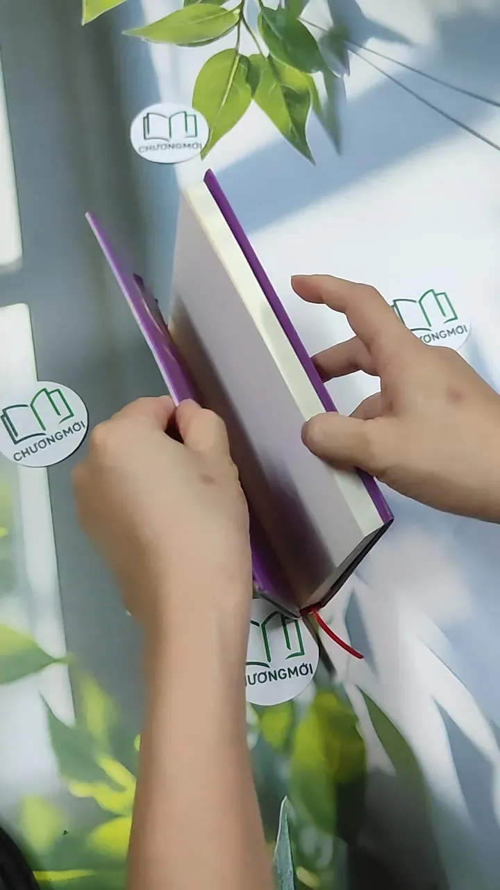 [MIỄN PHÍ BỌC SÁCH] Truyện Ngắn Con Bướm Tím - Rệp Nâu 750815