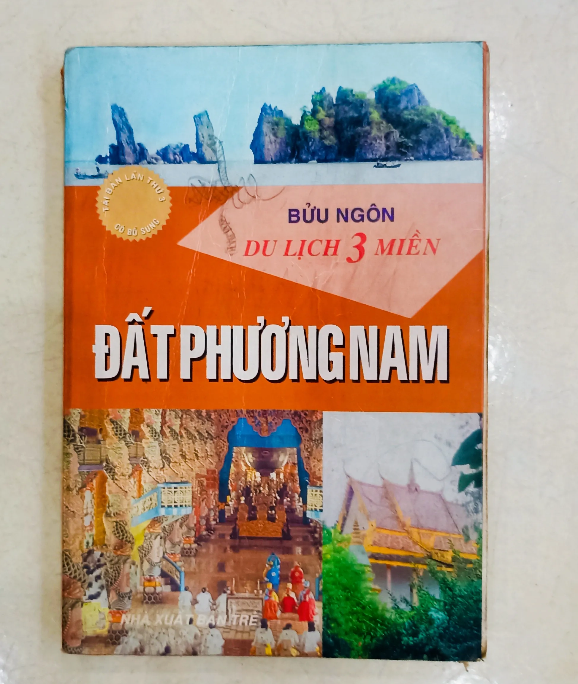 Đất Phương Nam 🌻 by  - Sách Book Cover - Ngọc Hiển Books