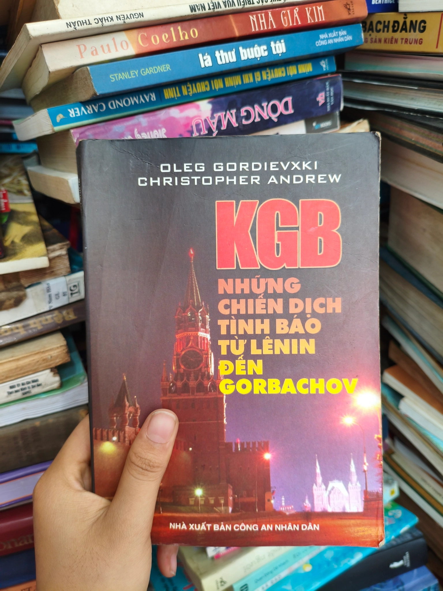 Những chiến dịch tình báo từ Lênin đến Gorbachov 🌱 by  - Sách Book Cover - Ngọc Hiển Books