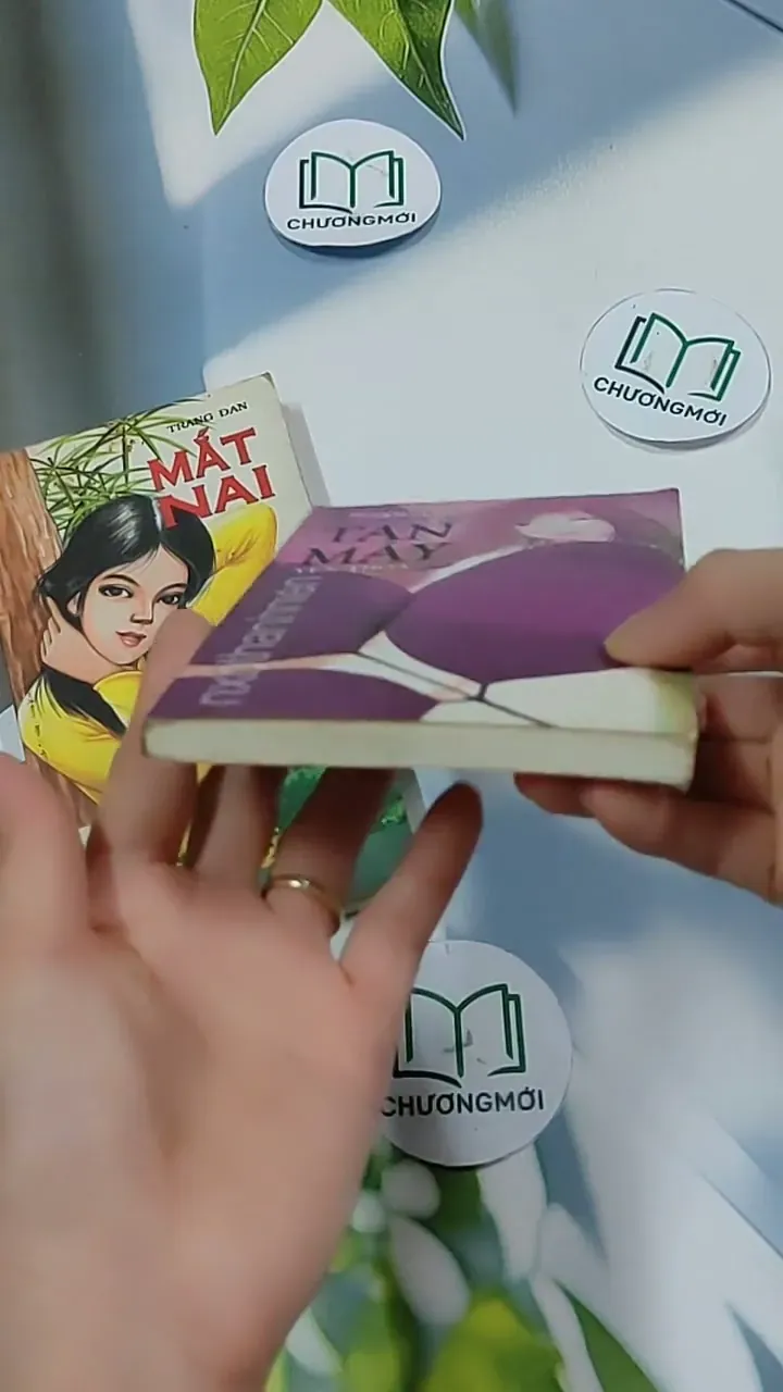 Combo: Mắt Nai, Tan Mây (Tủ Sách Lá Me) 703130