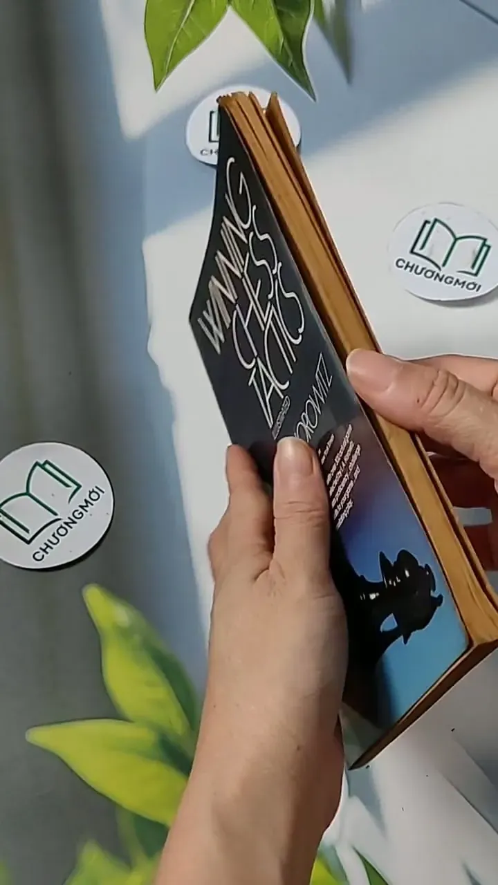 [MIỄN PHÍ BỌC SÁCH] Winning Chess Tatics Illustrated - I. A. Horowitz 703109