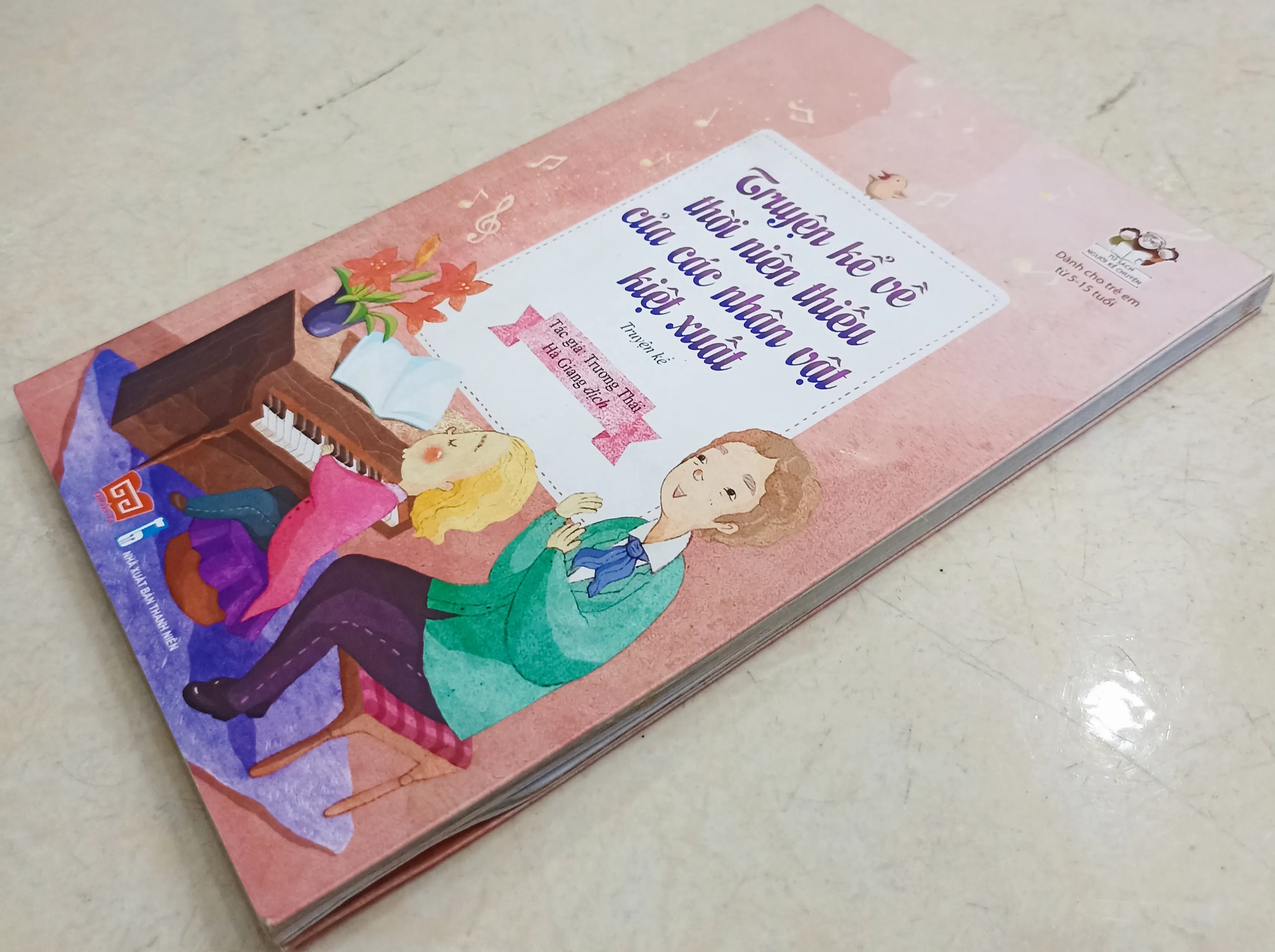 Truyện kể về thời niên thiếu của các nhân vật kiệt xuất 🌻 by  - Sách Book Cover - Ngọc Hiển Books