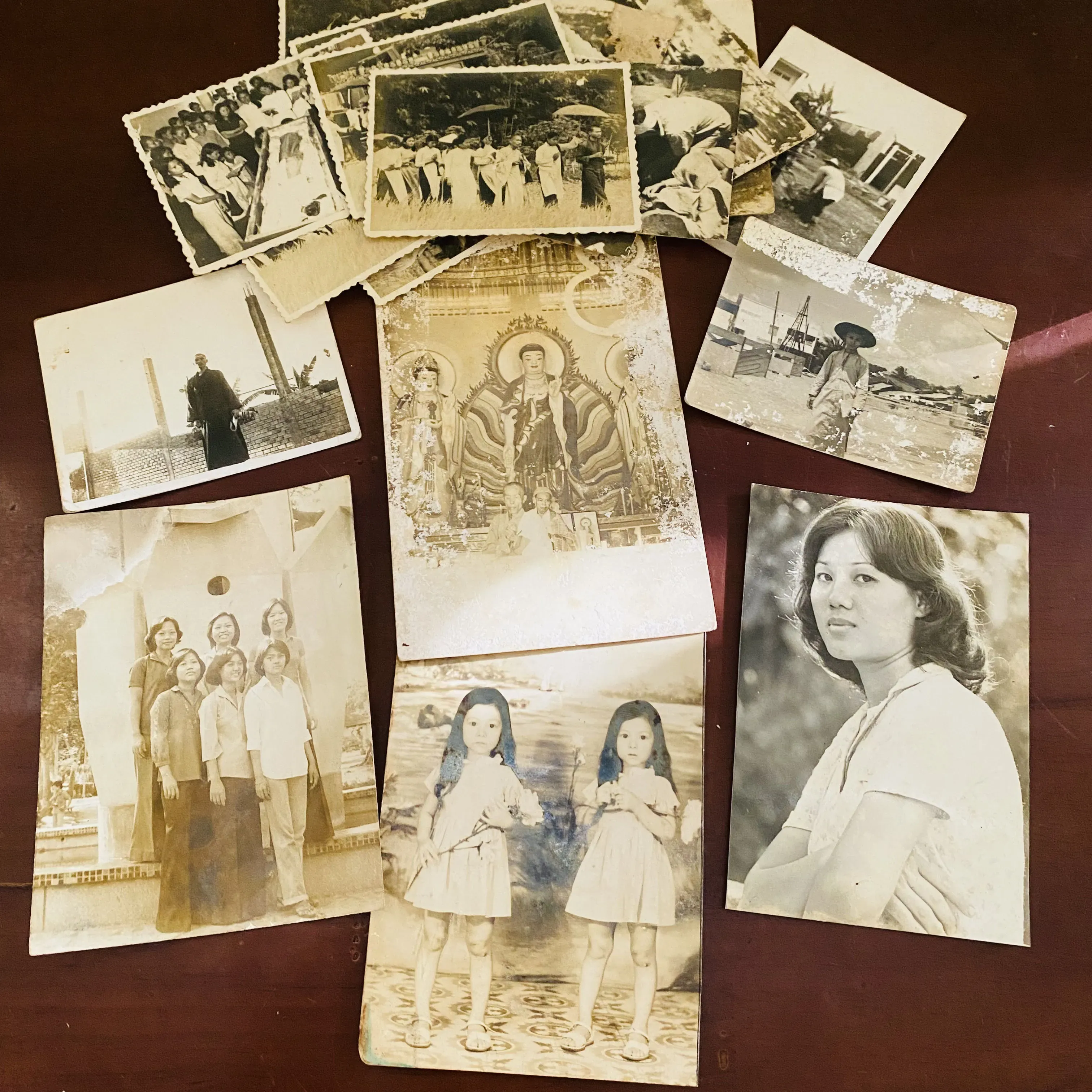 Lô ảnh và giấy tờ xưa  994831