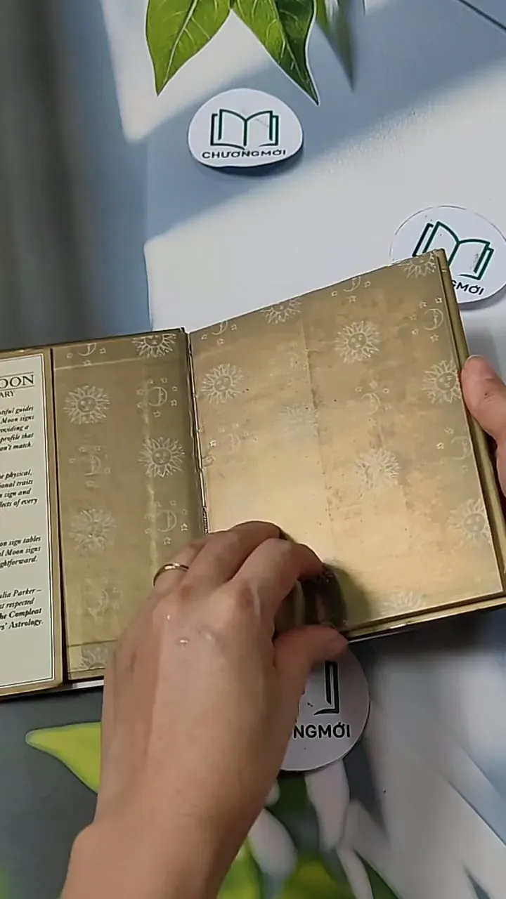 [MIỄN PHÍ BỌC SÁCH] The Sun & Moon Signs Library: Virgo - Julia and Derek Parker 703051