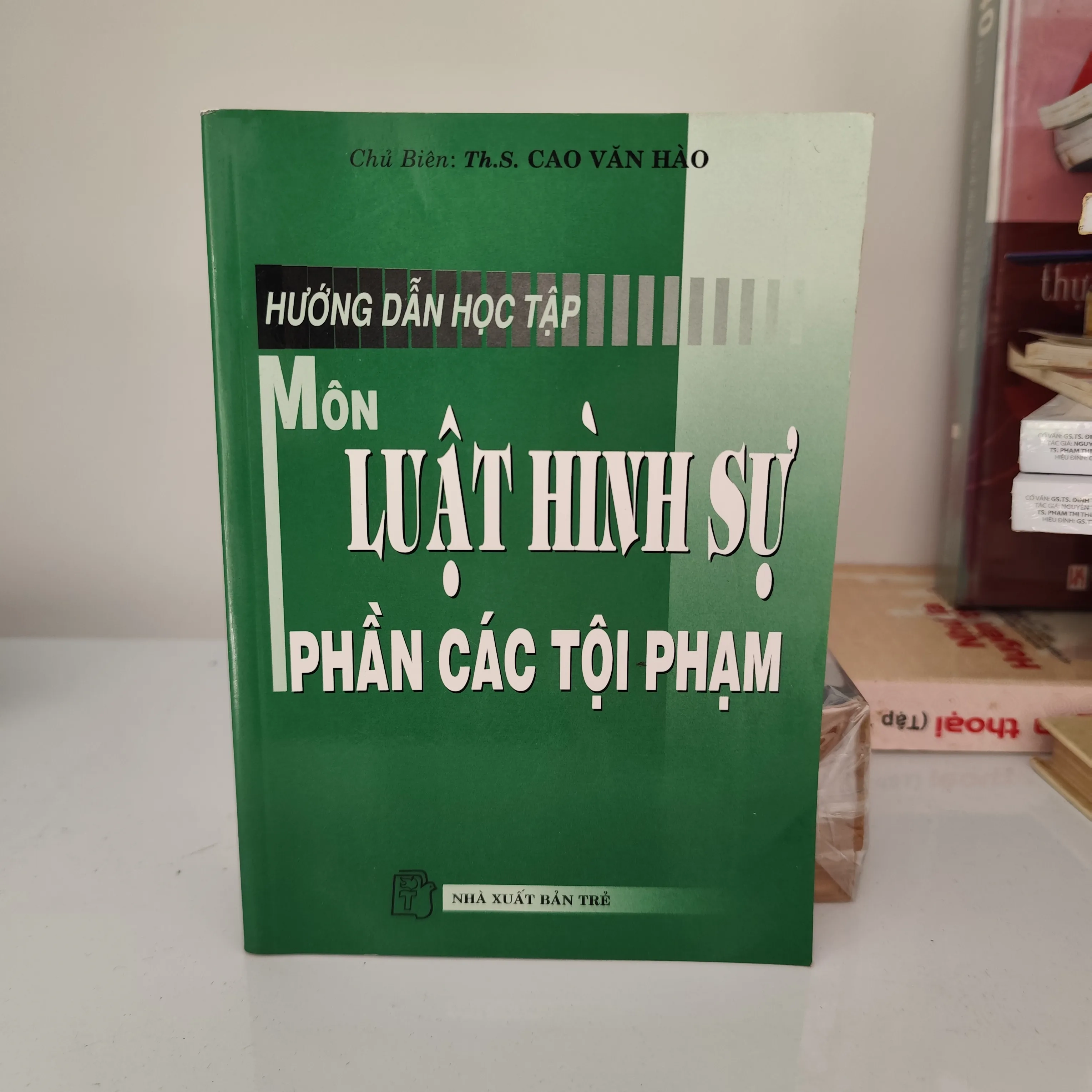 Hướng dẫn học tập môn luật hình sự phần các tội phạm by  - Sách Book Cover - Ngọc Hiển Books