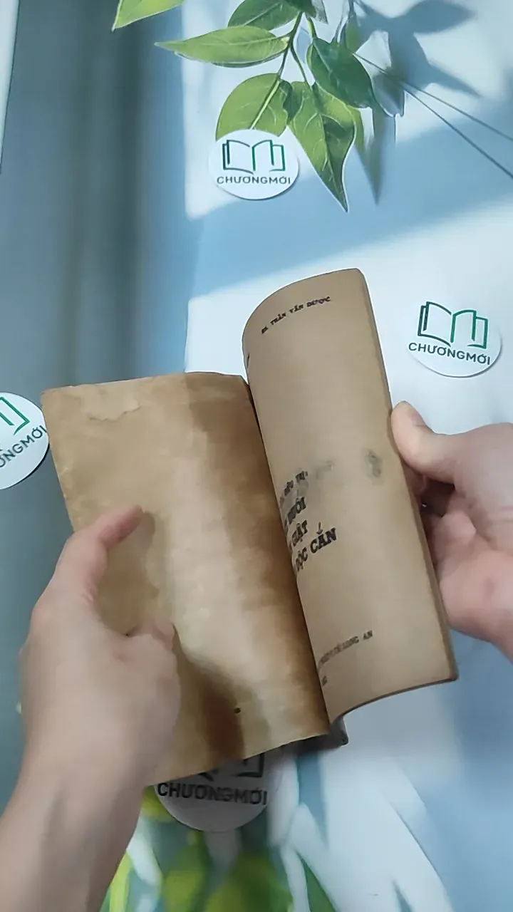 [XƯA] Cấp Cứu Và Điều Trị: Chết Đuối, Điện Giật, Rắn Độc Cắn (1982) - BS. Nguyễn Đình Thiêng - BS. Trần Văn Dược 776013