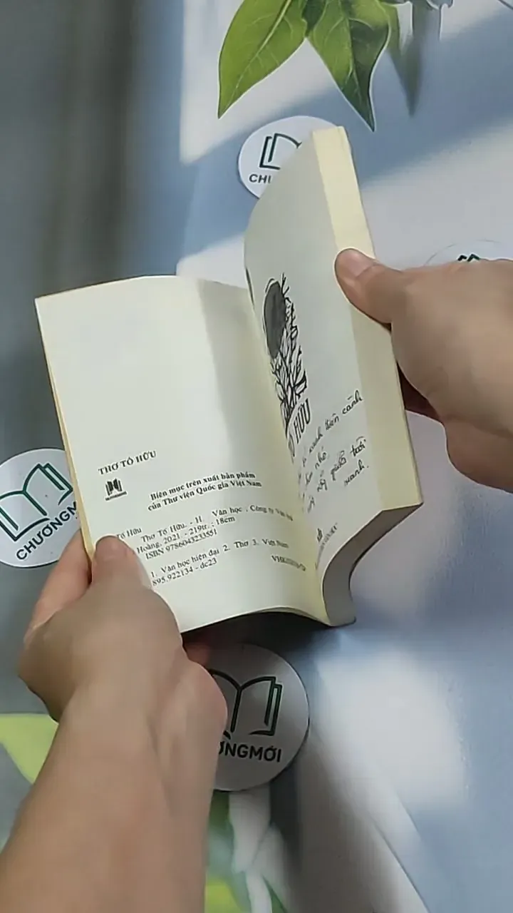 Thơ Tố Hữu - Tố Hữu 698545