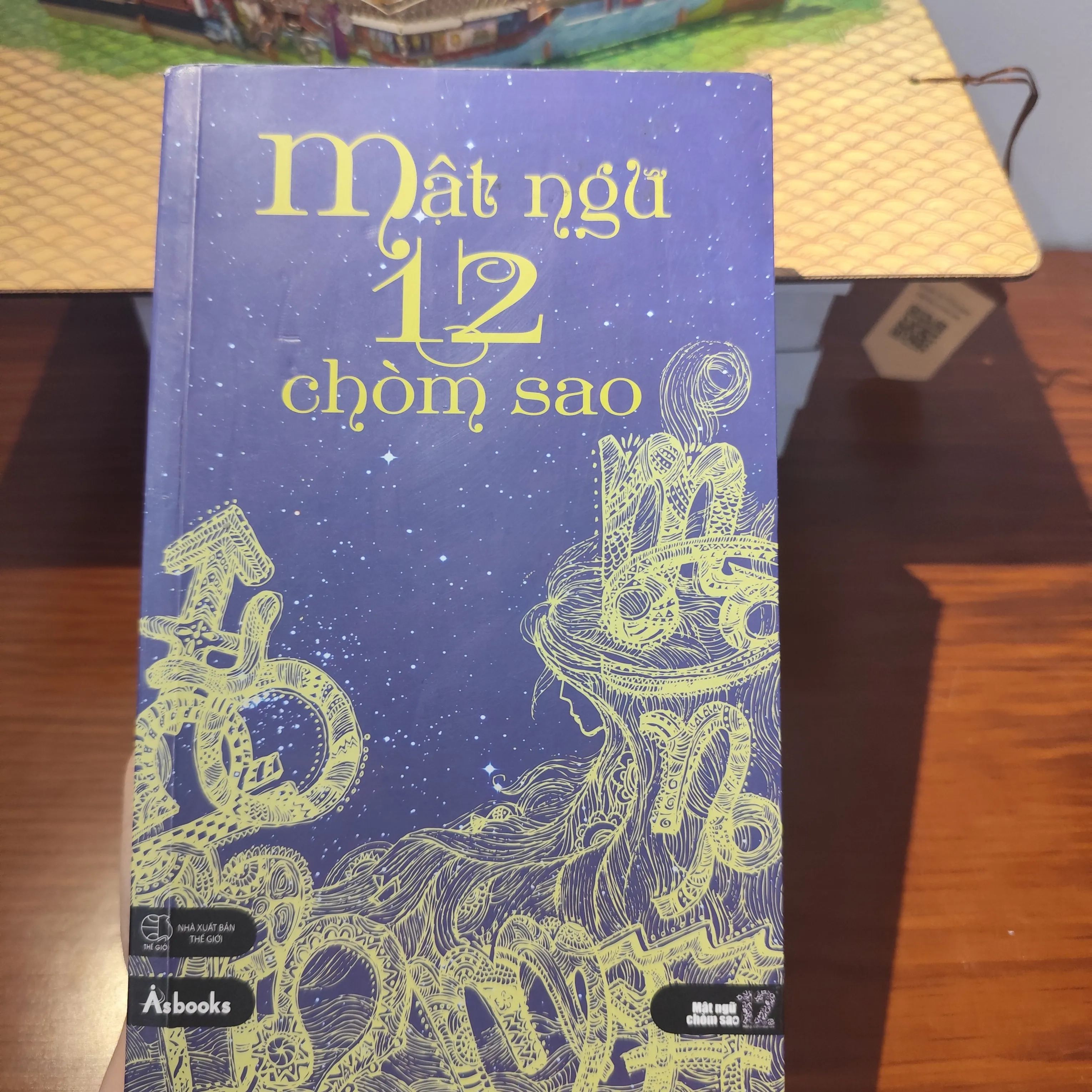 Mật ngữ 12 chòm sao by  - Sách Book Cover - Ngọc Hiển Books