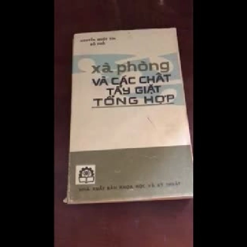 Xà phòng và các chất tẩy giặt tổng hợp 