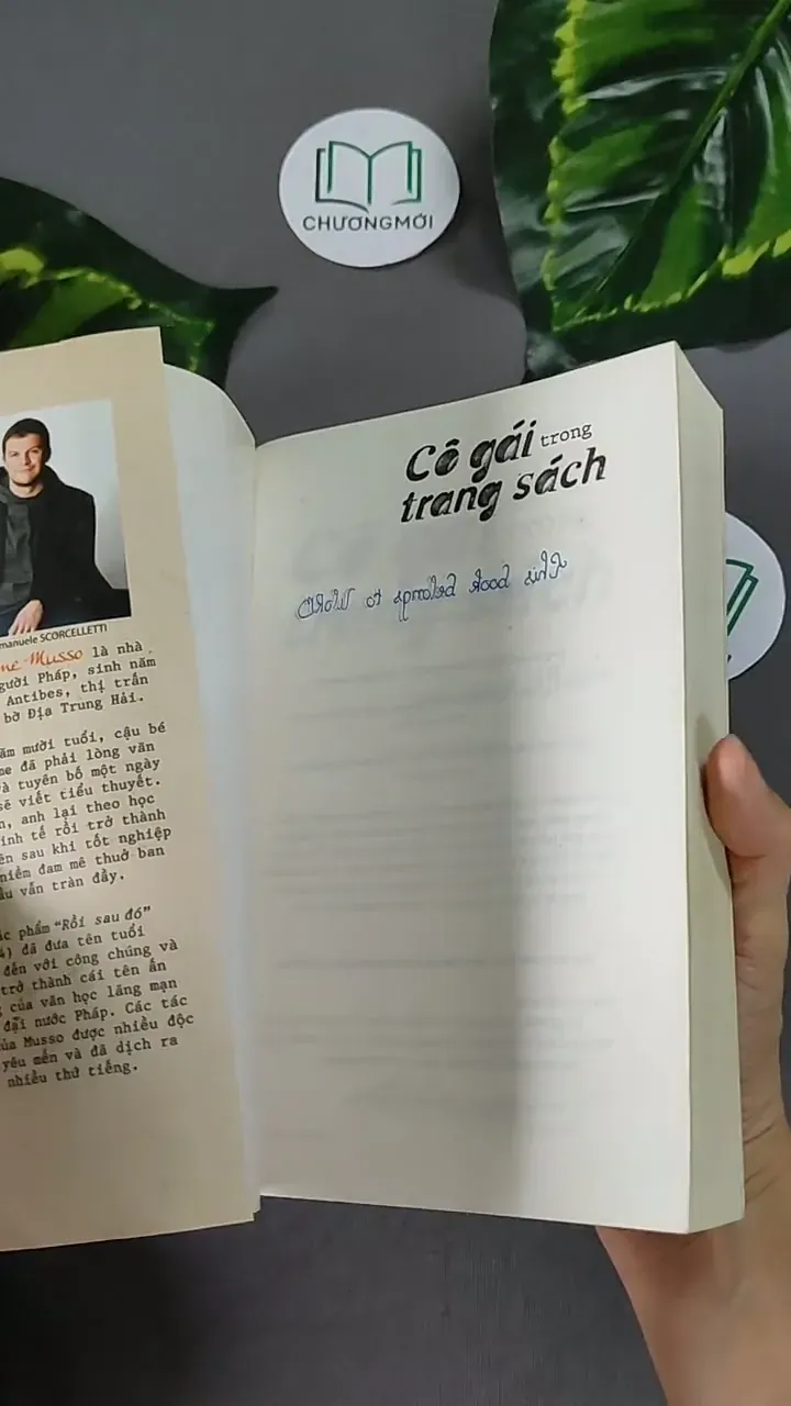 Cô Gái Trong Trang Sách - Guillaume Musso 604624