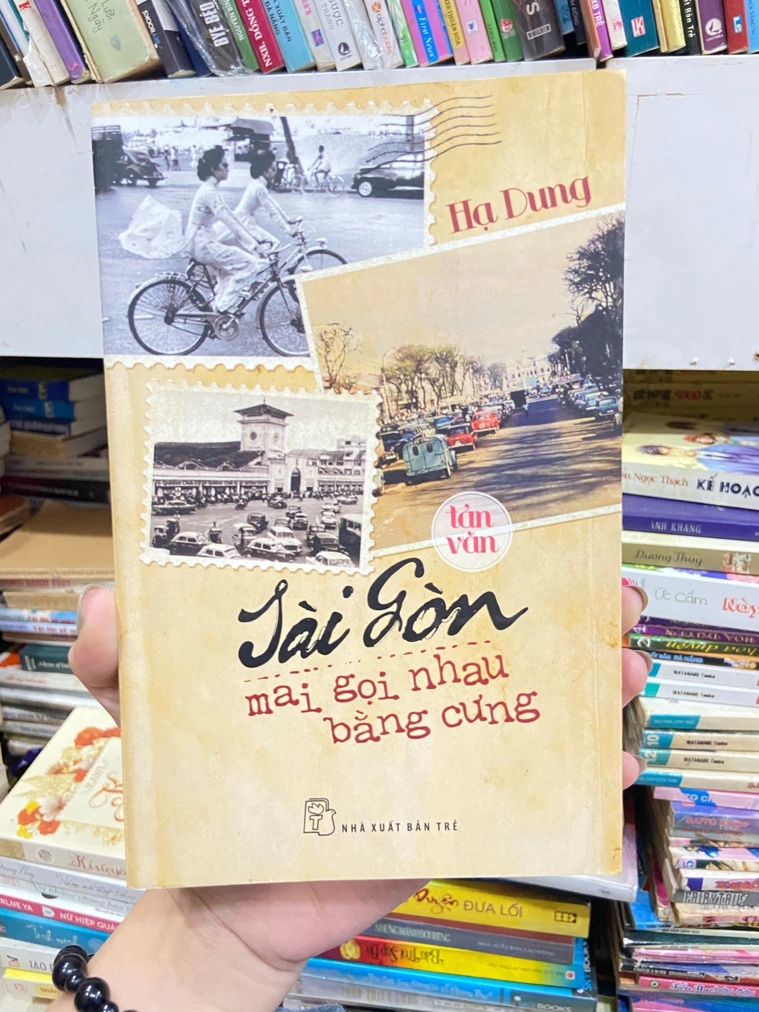 Sài gòn mai gọi nhau bằng cưng⚖️ by Hạ Dung - Sách Book Cover - Ngọc Hiển Books