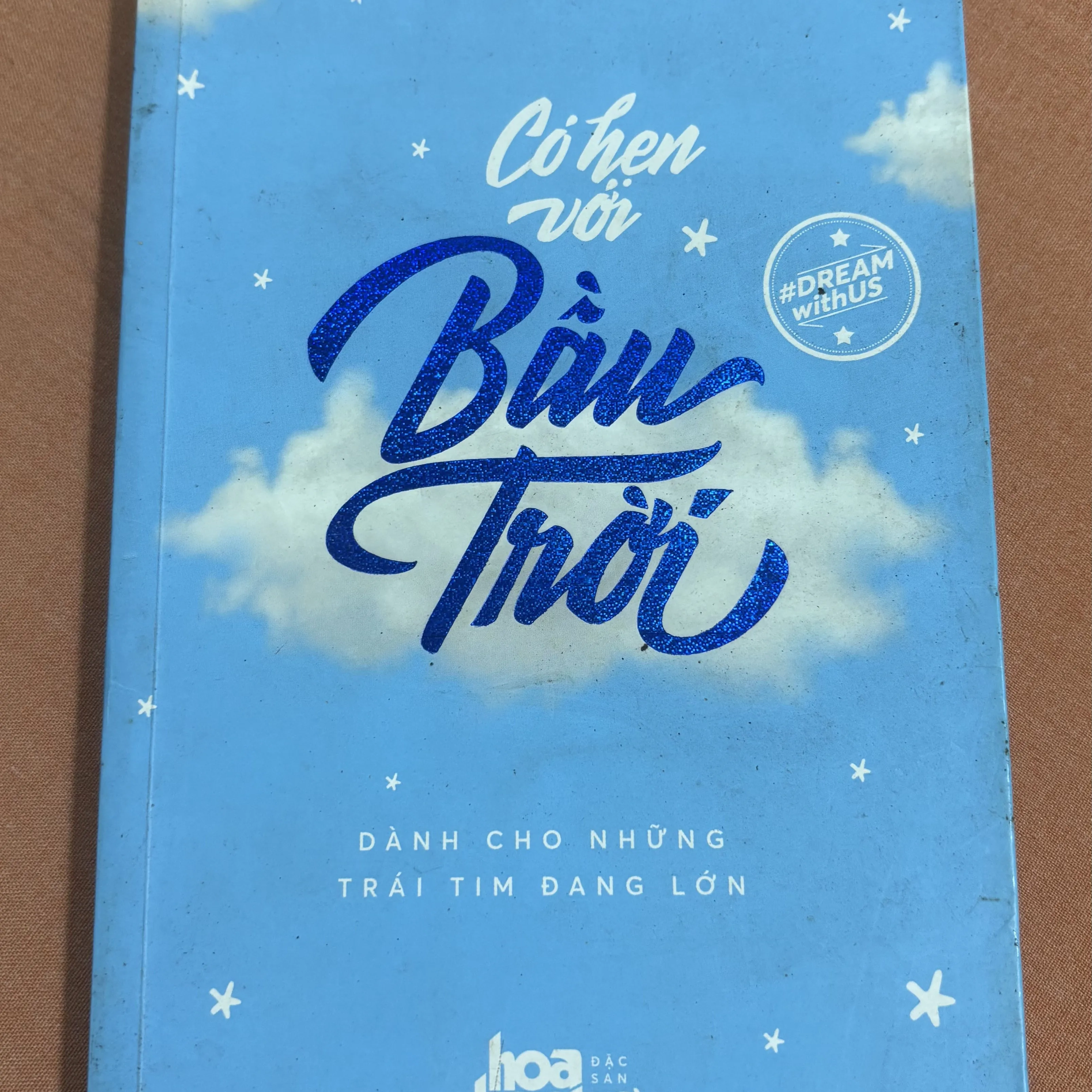 Có hẹn bới bầu trời 🌊 by  - Sách Book Cover - Ngọc Hiển Books