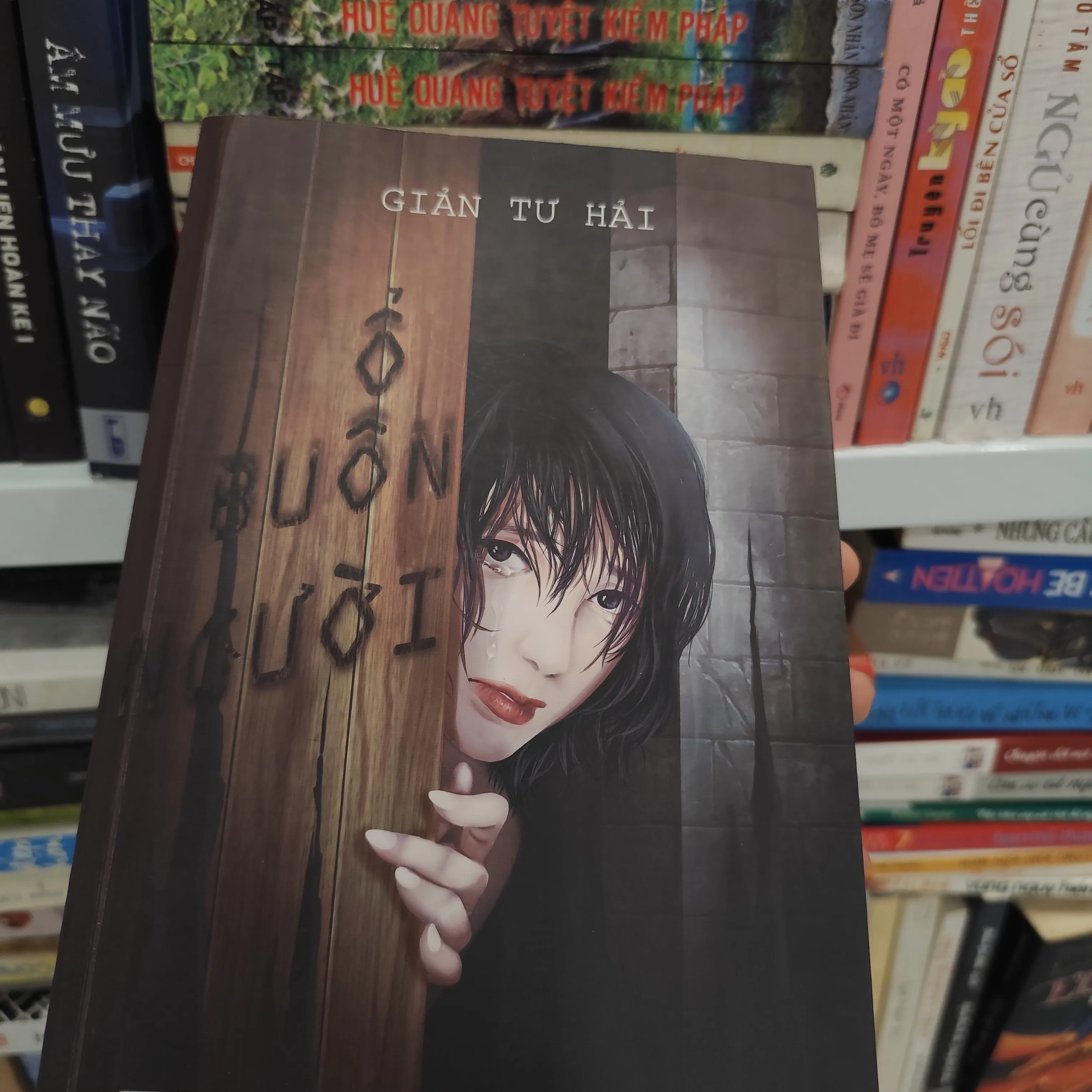 Ổ buôn người - Giản Tư Hải by  - Sách Book Cover - Ngọc Hiển Books