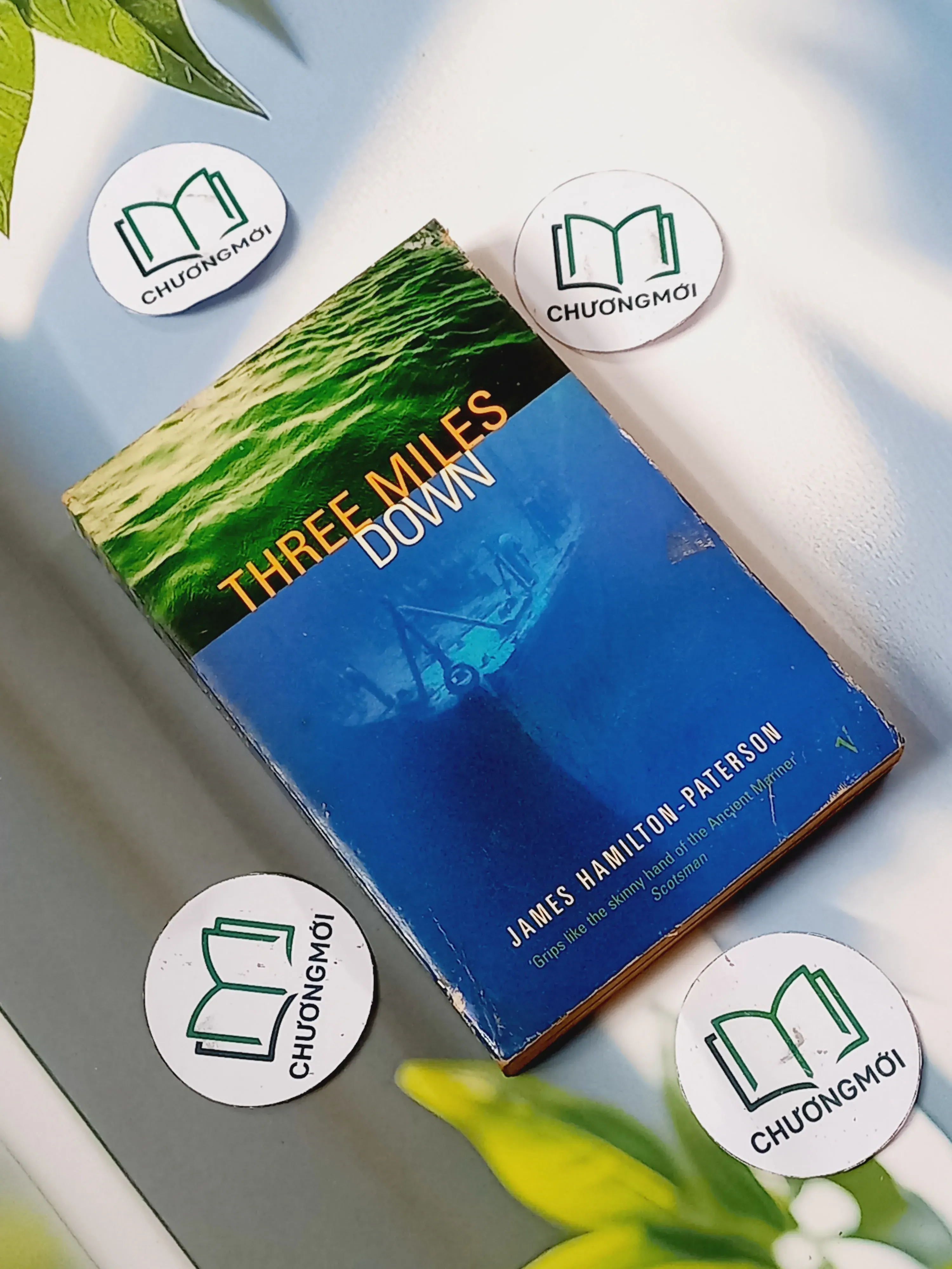 [MIỄN PHÍ BỌC SÁCH] Three Miles Down - James Hamilton-Paterson