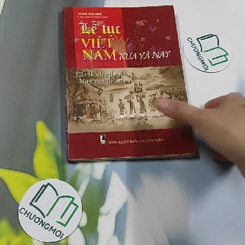 Lễ Tục Việt Nam Xưa và Nay - Phan Kim Huê