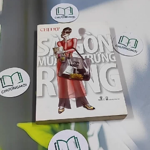 Sài Gòn Mùa Trứng Rụng - Chị Đẹp