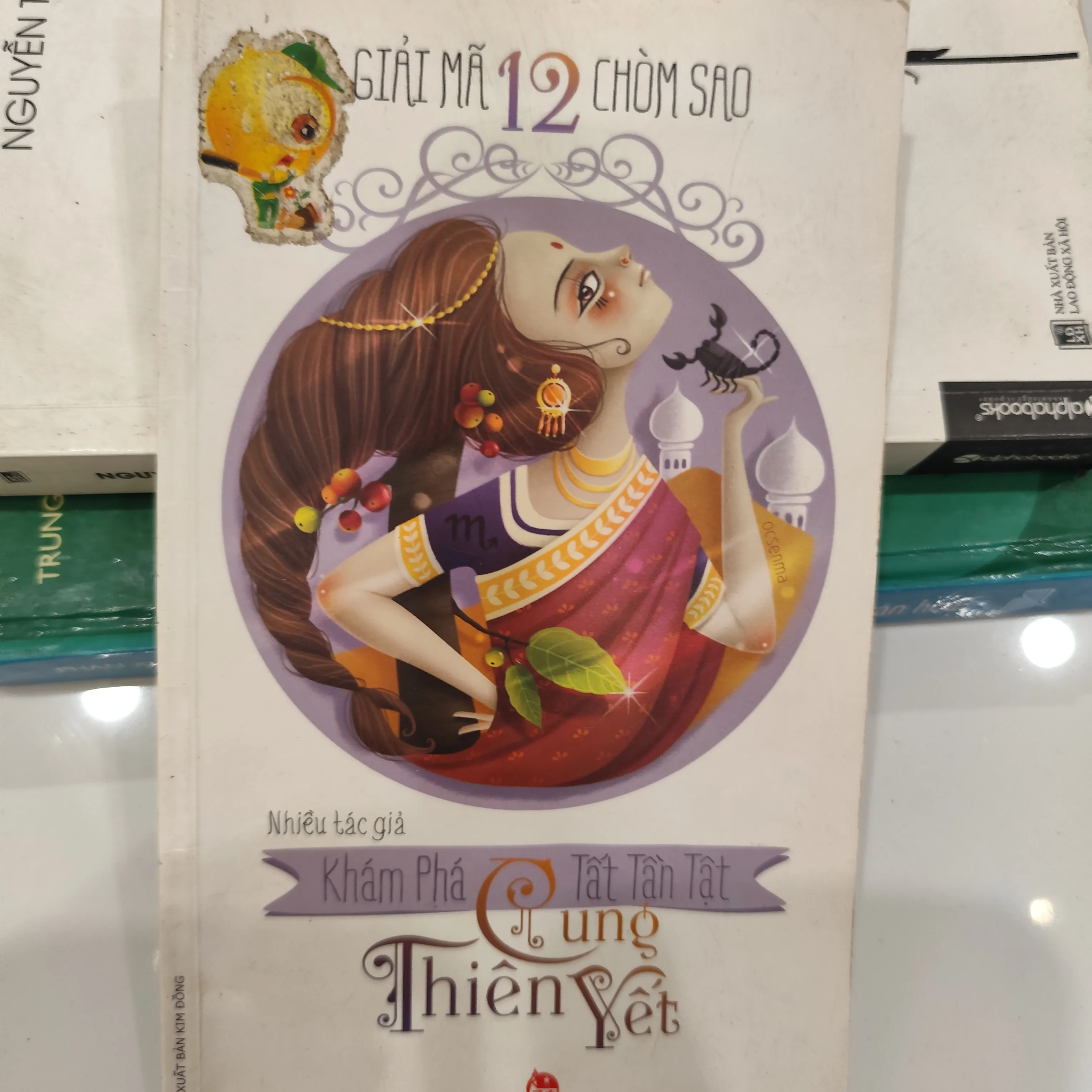 Khám phá tất tần tật cung Thiên Yết by  - Sách Book Cover - Ngọc Hiển Books