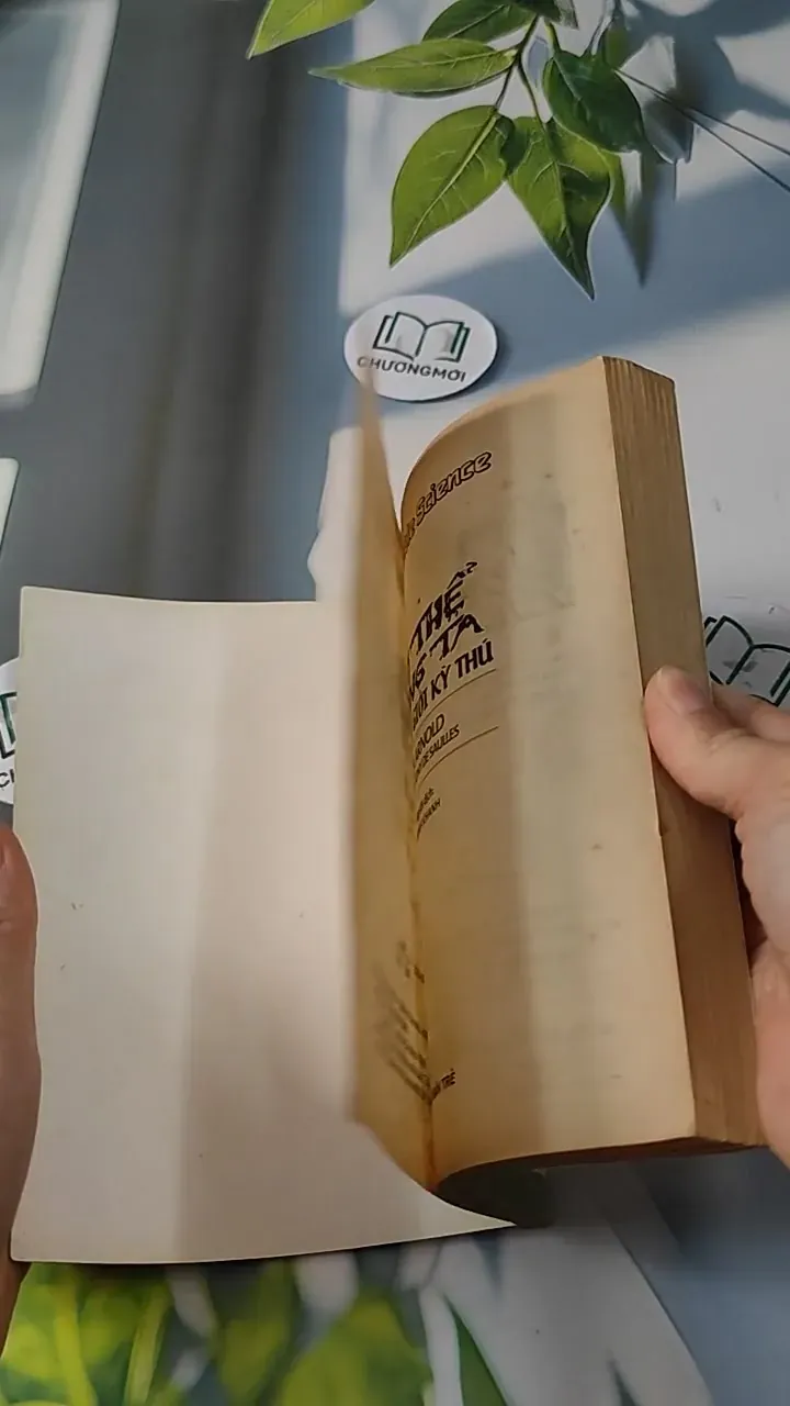 Cơ Thể Chúng Ta Một Thế Giới Kỳ Thú - Nick Arnold 727238