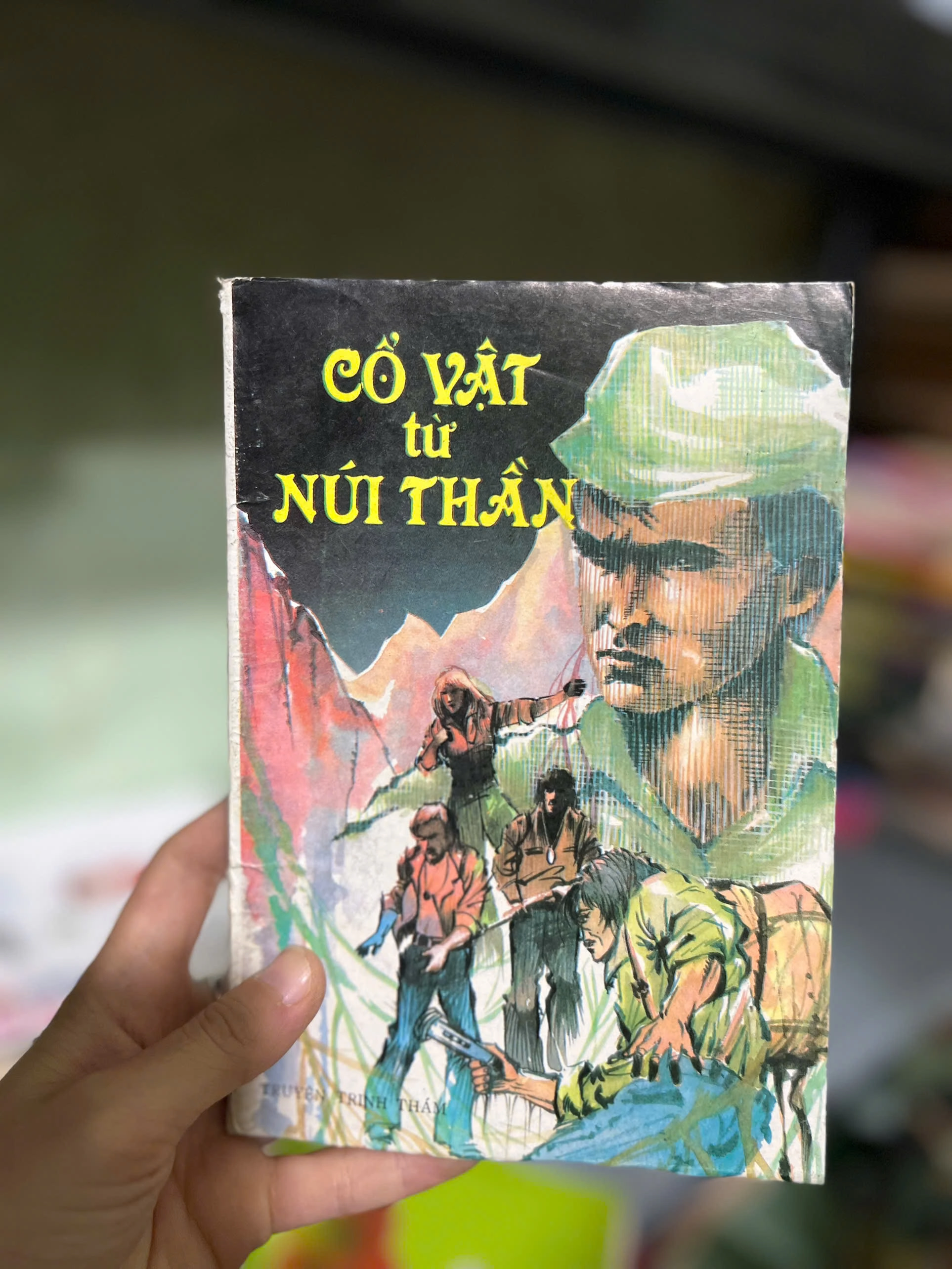 Cổ vật từ núi thần - Đức Dũng by  - Sách Book Cover - Ngọc Hiển Books