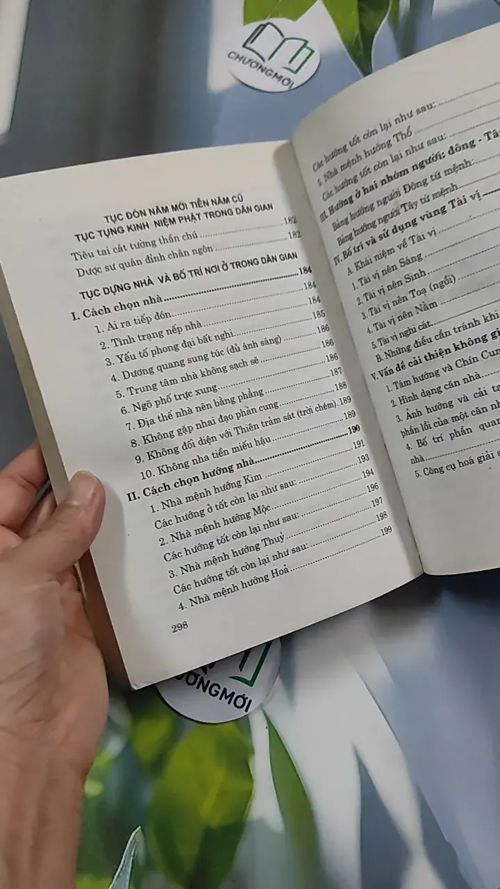 Một số phong tục nghi lễ dân gian truyền thống Việt Nam - Quảng Tuệ 776218