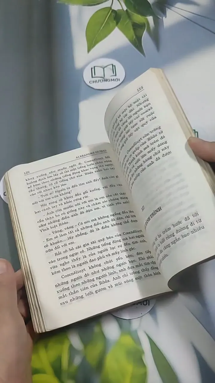 Hoa TuyLip Đen - Alexandre Dumas 715595