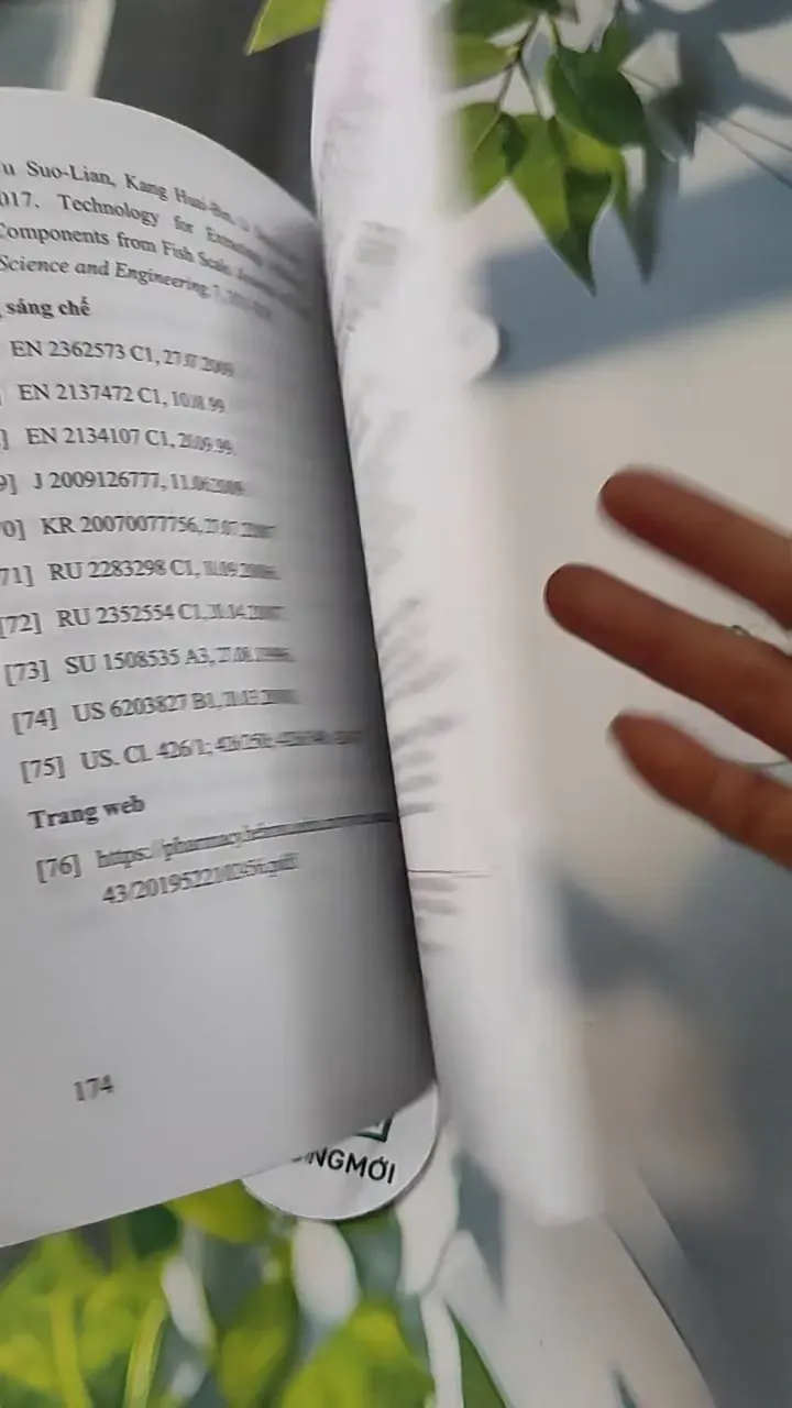 Công Nghệ Thu Nhận Hoạt Chất Từ Sinh Vật Biển (Sách Chuyên Khảo) 727236