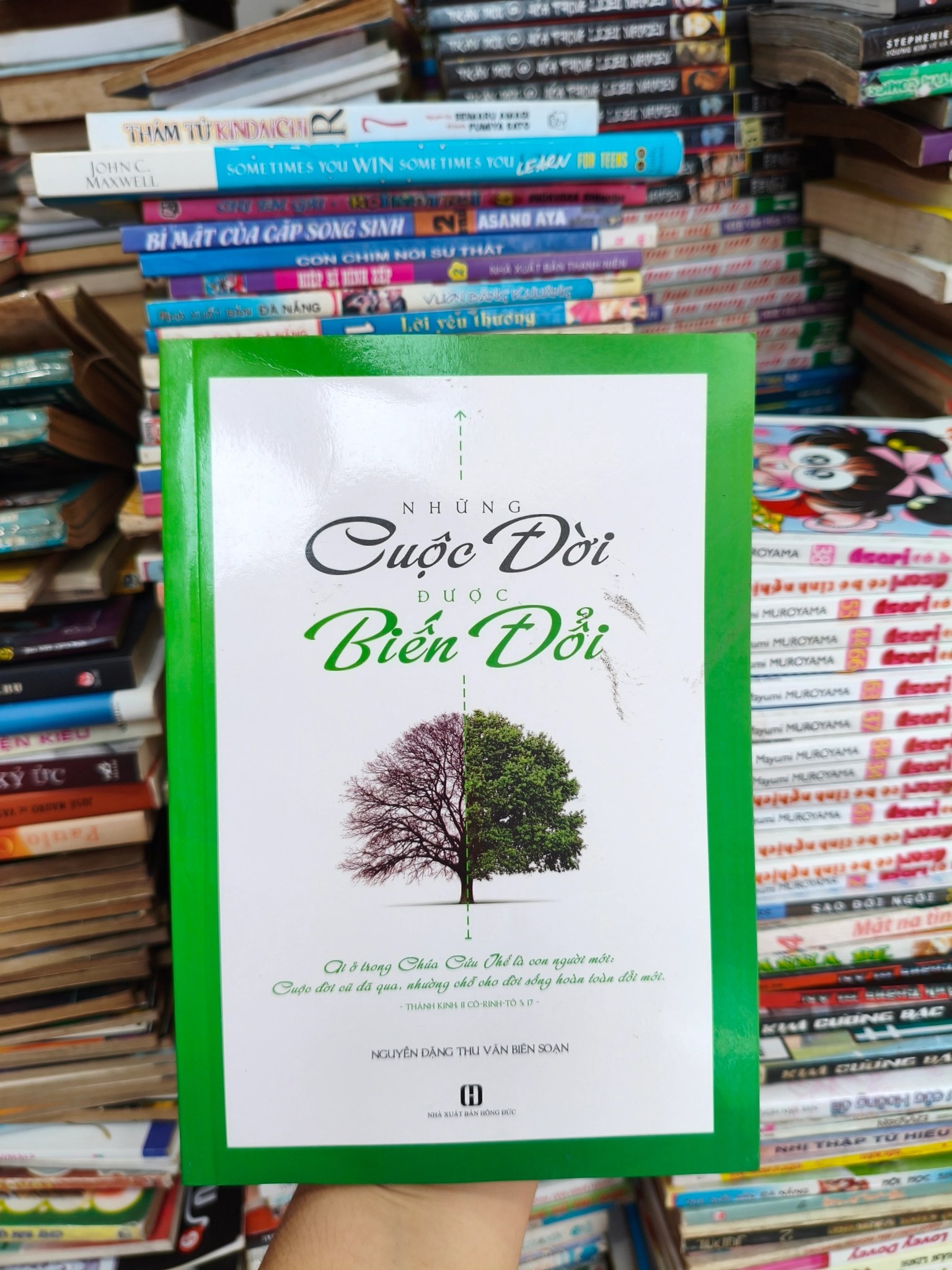 Những cuộc đời được biến đổi 🌱 by  - Sách Book Cover - Ngọc Hiển Books