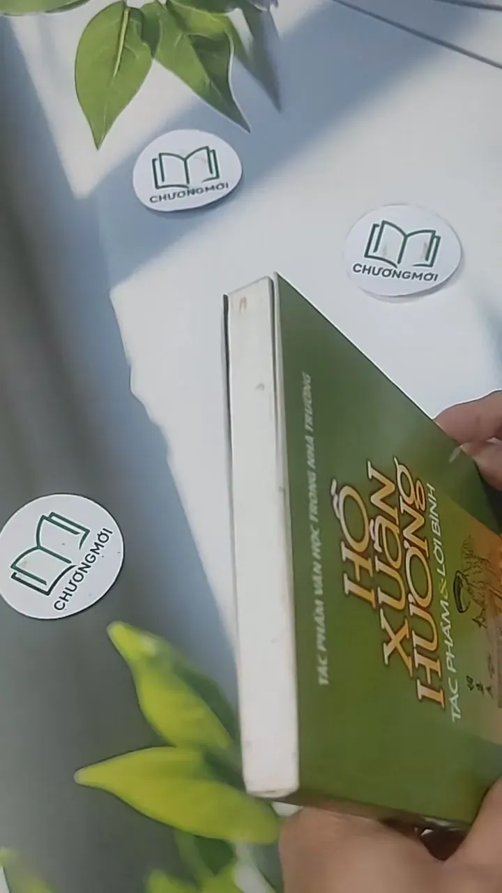 Hồ Xuân Hương Tác Phẩm & Lời Bình - Hồ Xuân Hương 705567