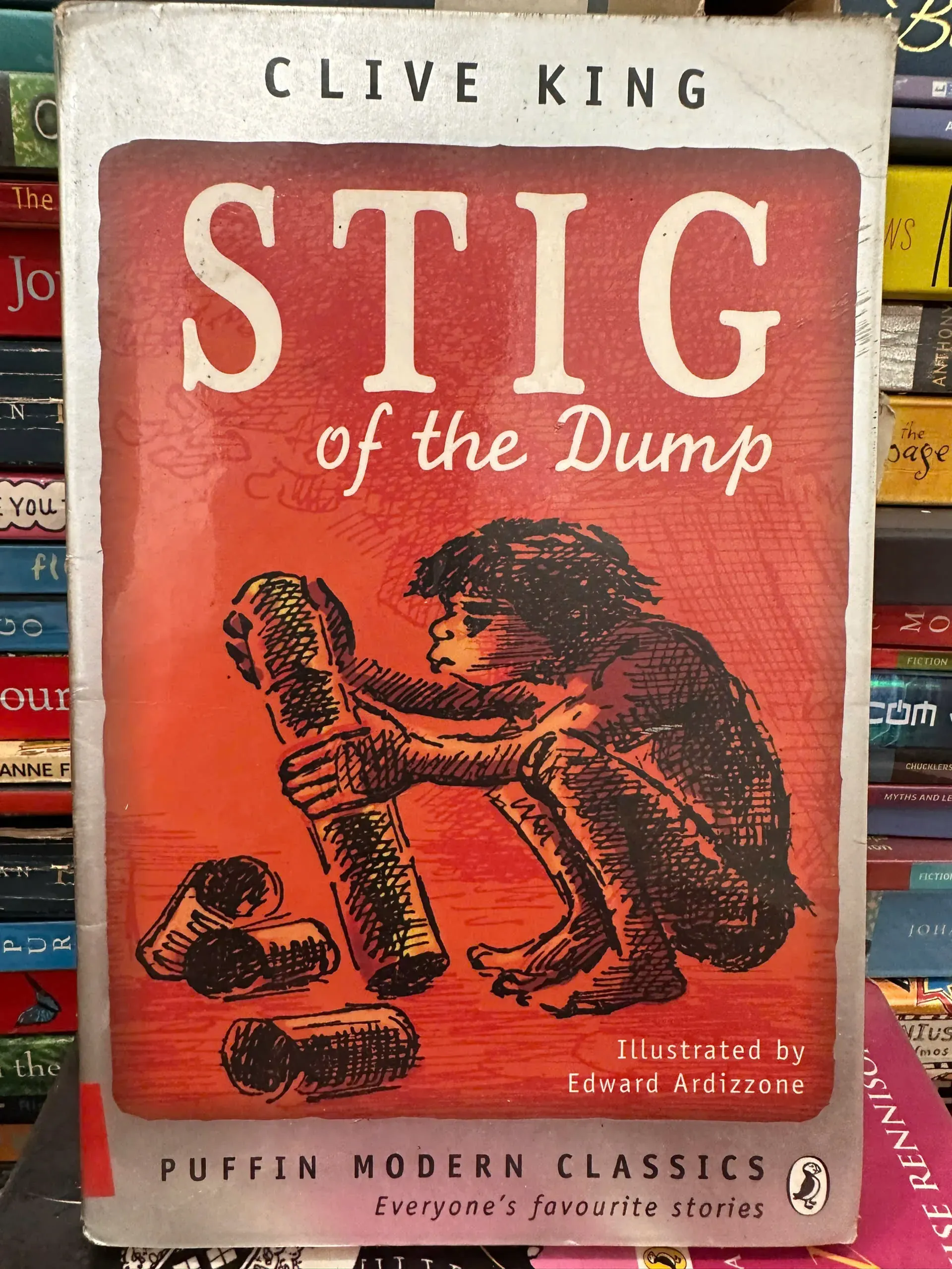 Stig of the Dump by Clive King. by  - Sách Book Cover - Ngọc Hiển Books