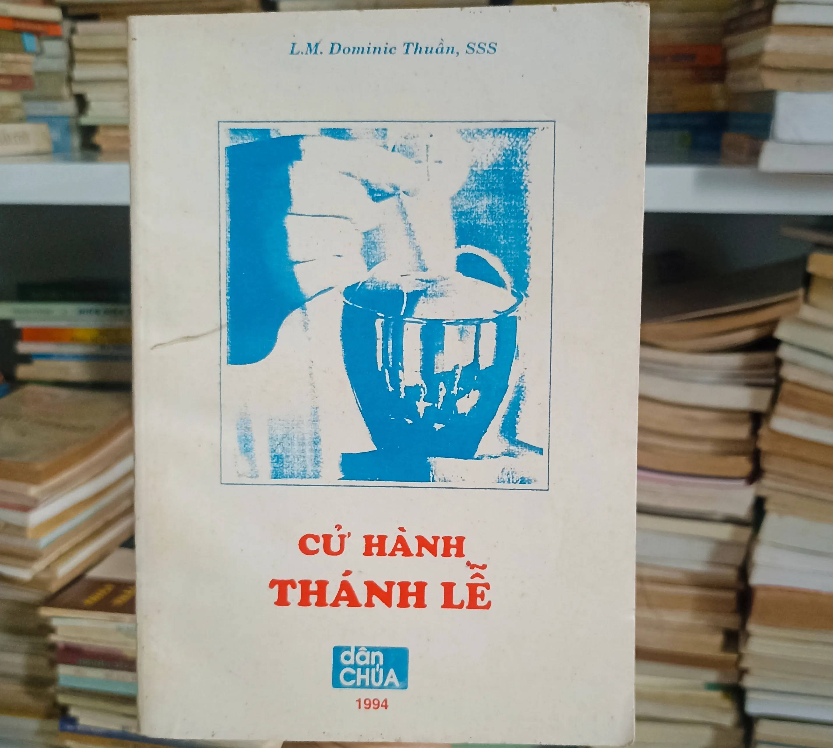 Cử hành thánh lễ 🌻 by  - Sách Book Cover - Ngọc Hiển Books