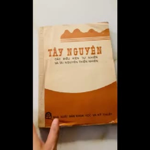 Tây Nguyên các điều kiện tự nhiên và tài nguyên thiên nhiên (1985)