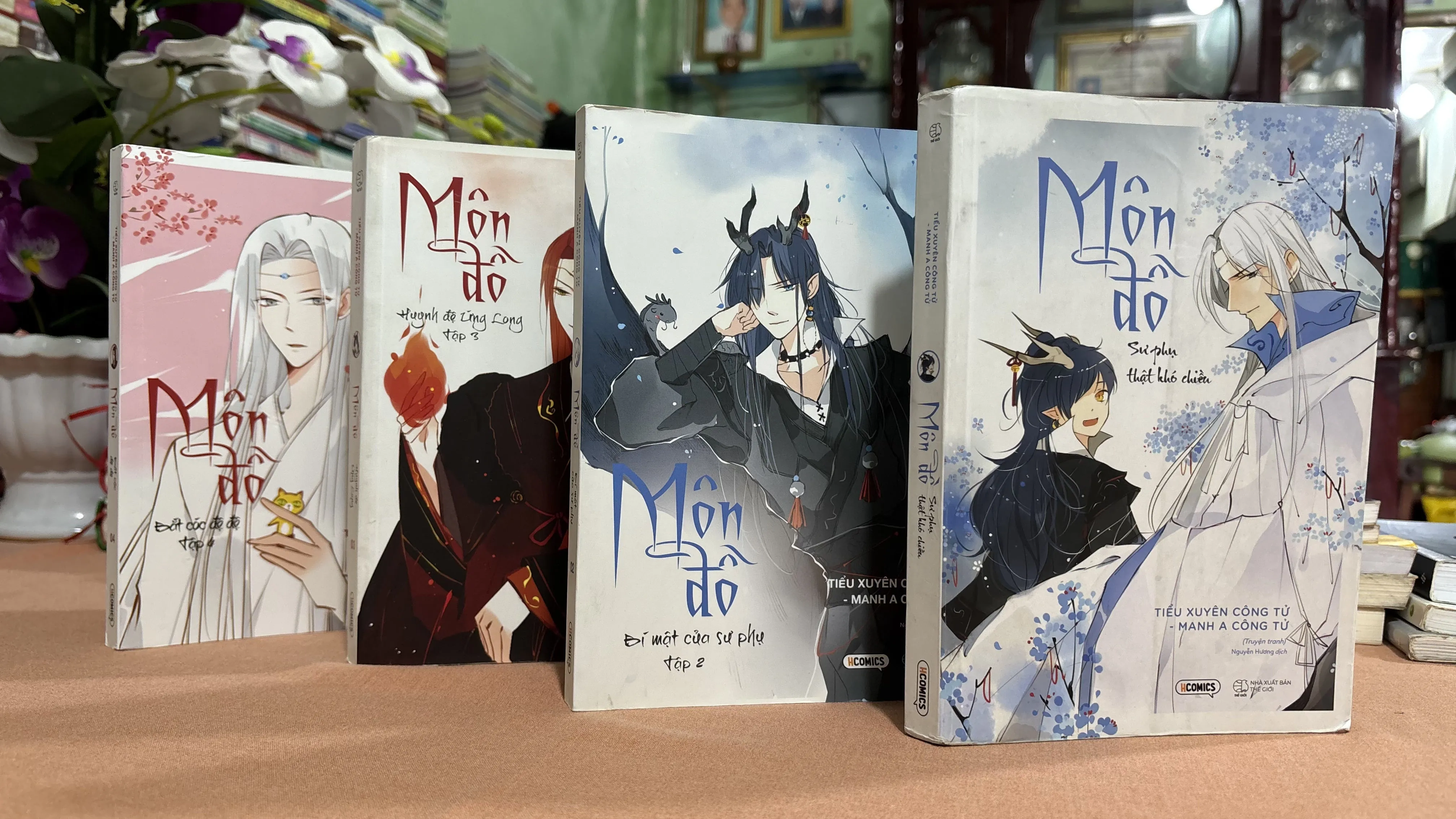 Môn Đồ tập 1 - tập 4 🌊 by  - Sách Book Cover - Ngọc Hiển Books